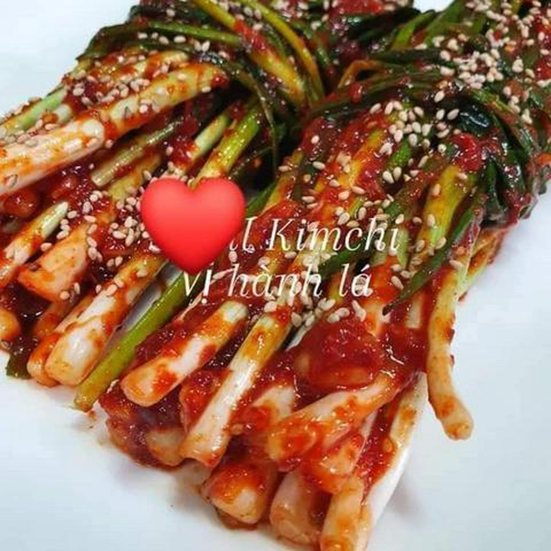 Hình ảnh kim chi hành lá tốt cho sức khỏe (1kg)