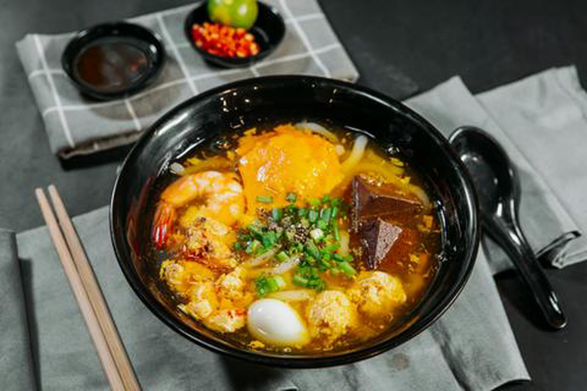 Hình ảnh Bánh canh cua đầy đủ