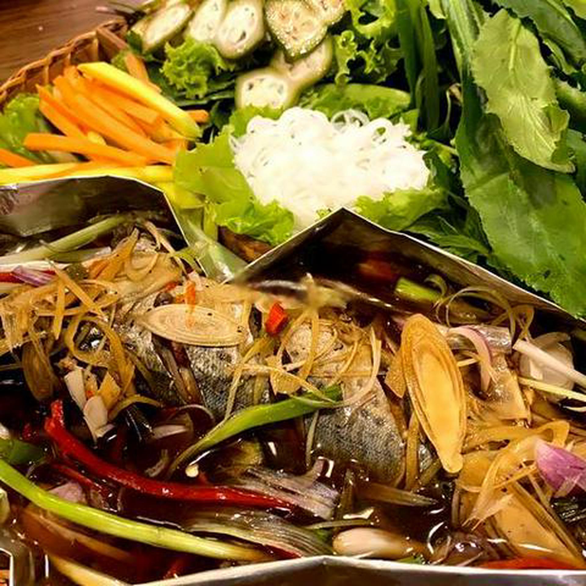 Hình ảnh Cá nục cuốn bánh tráng
