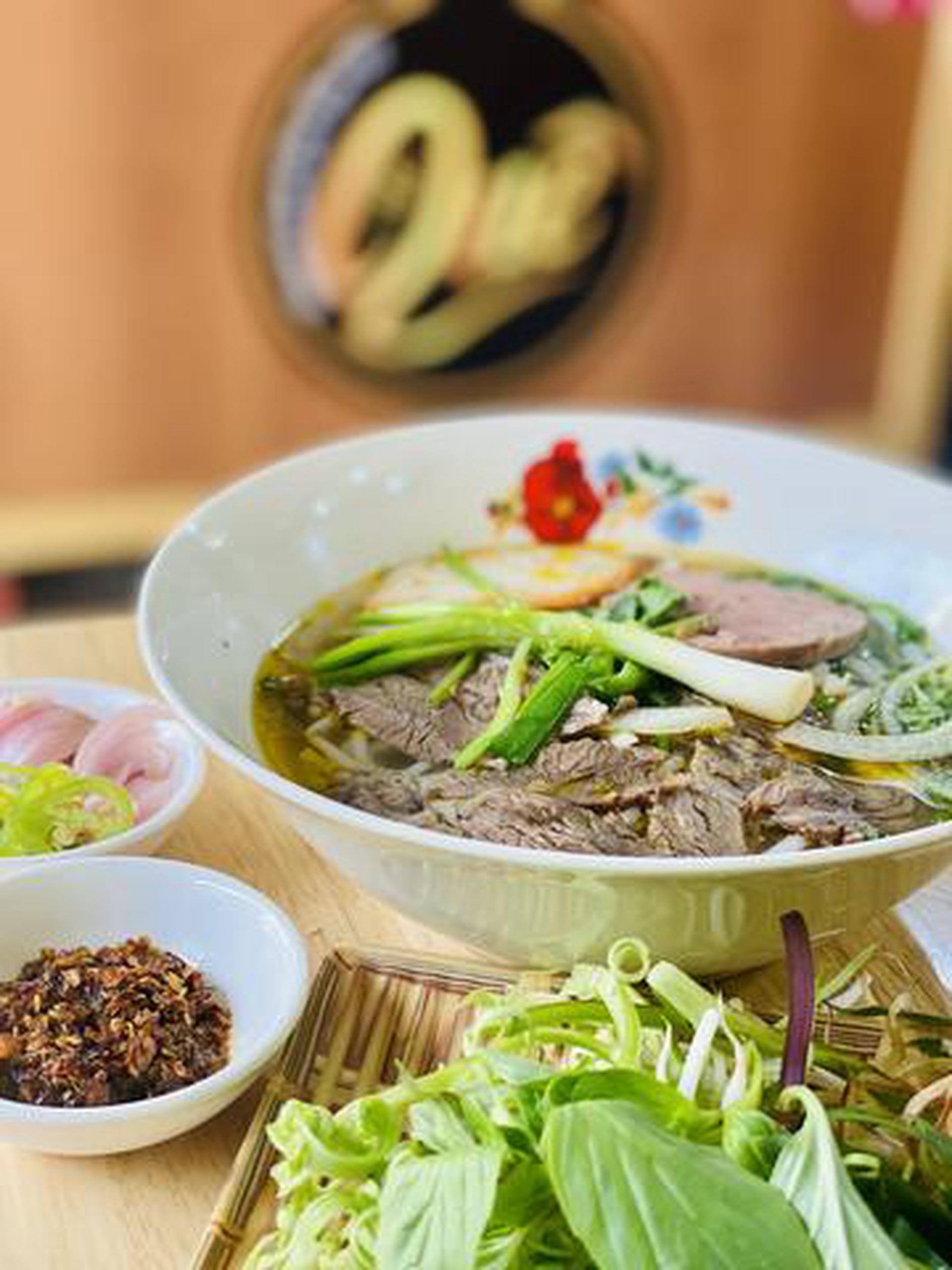 Hình ảnh Chả Quế Thêm