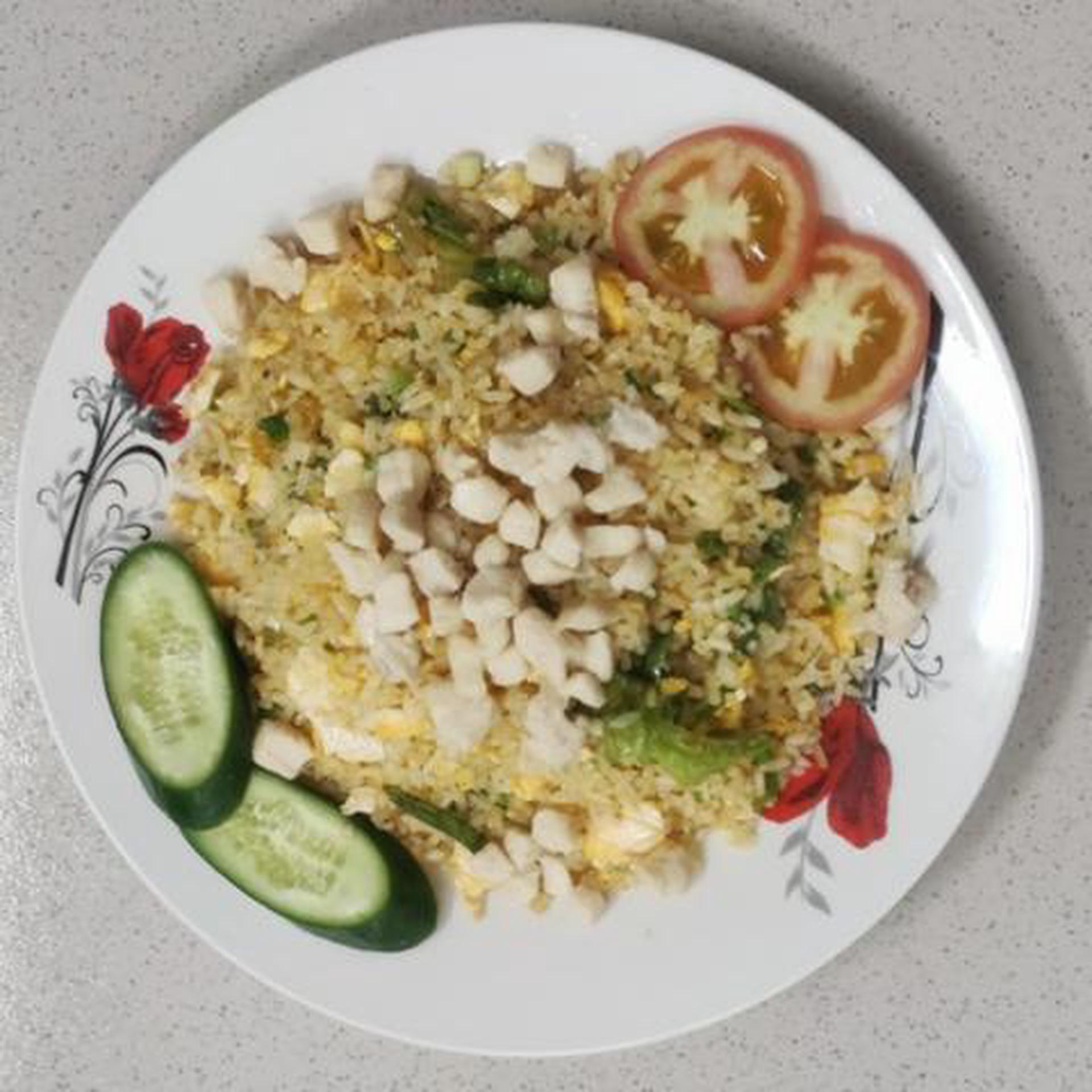 Hình ảnh Cơm chiên cá mặn thịt gà