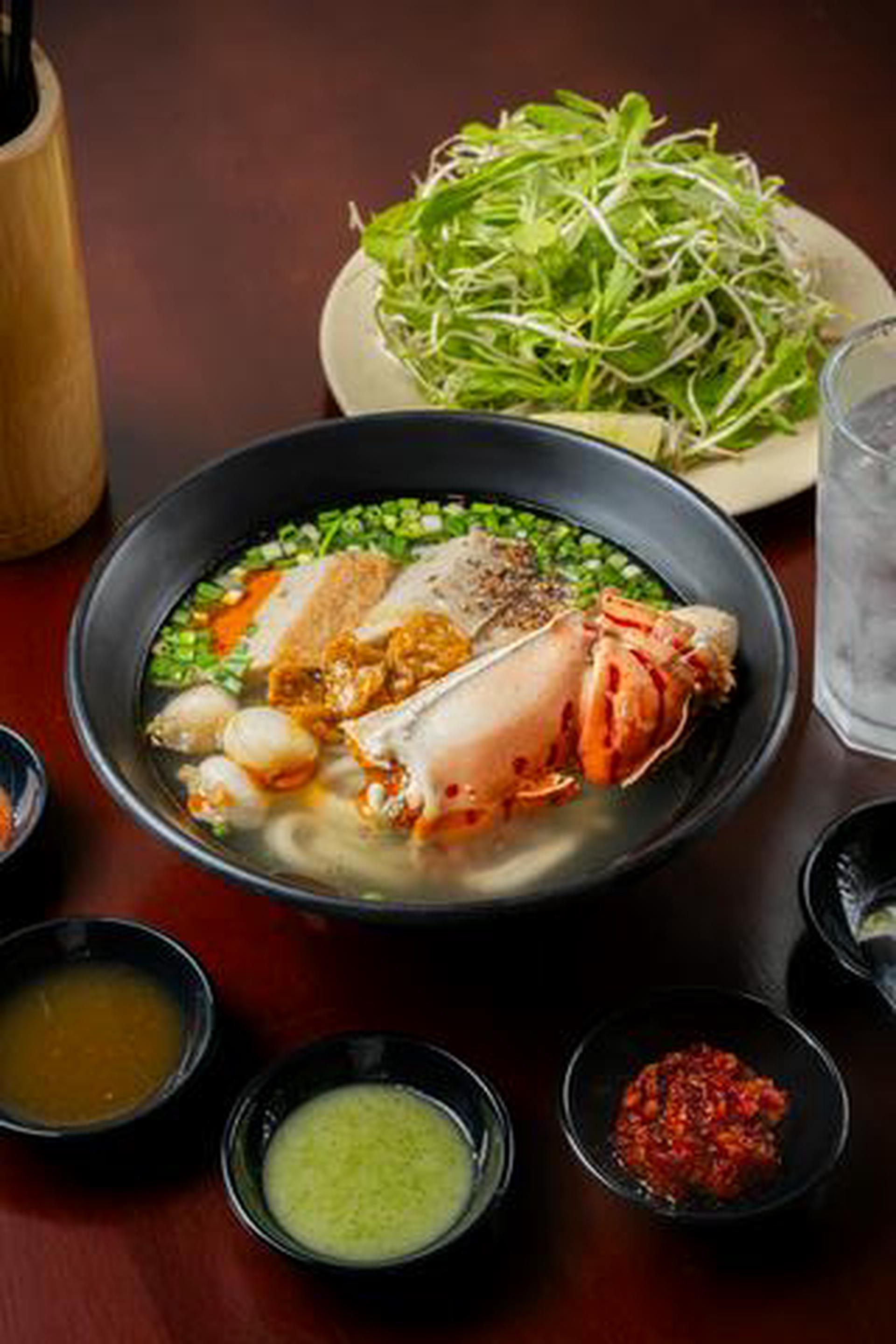 Hình ảnh Bánh canh thập cẩm