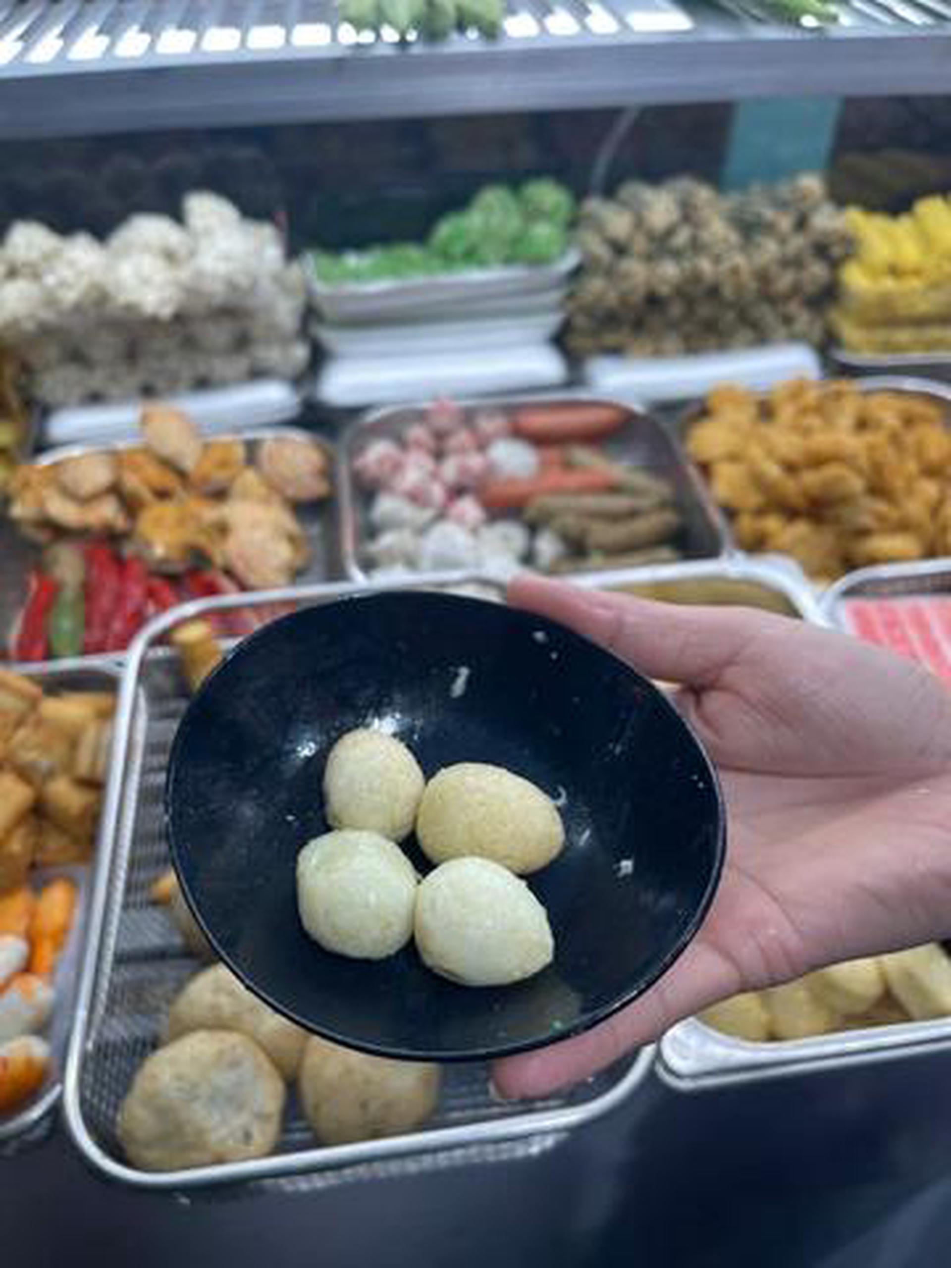 Hình ảnh Trứng cút - 4 viên
