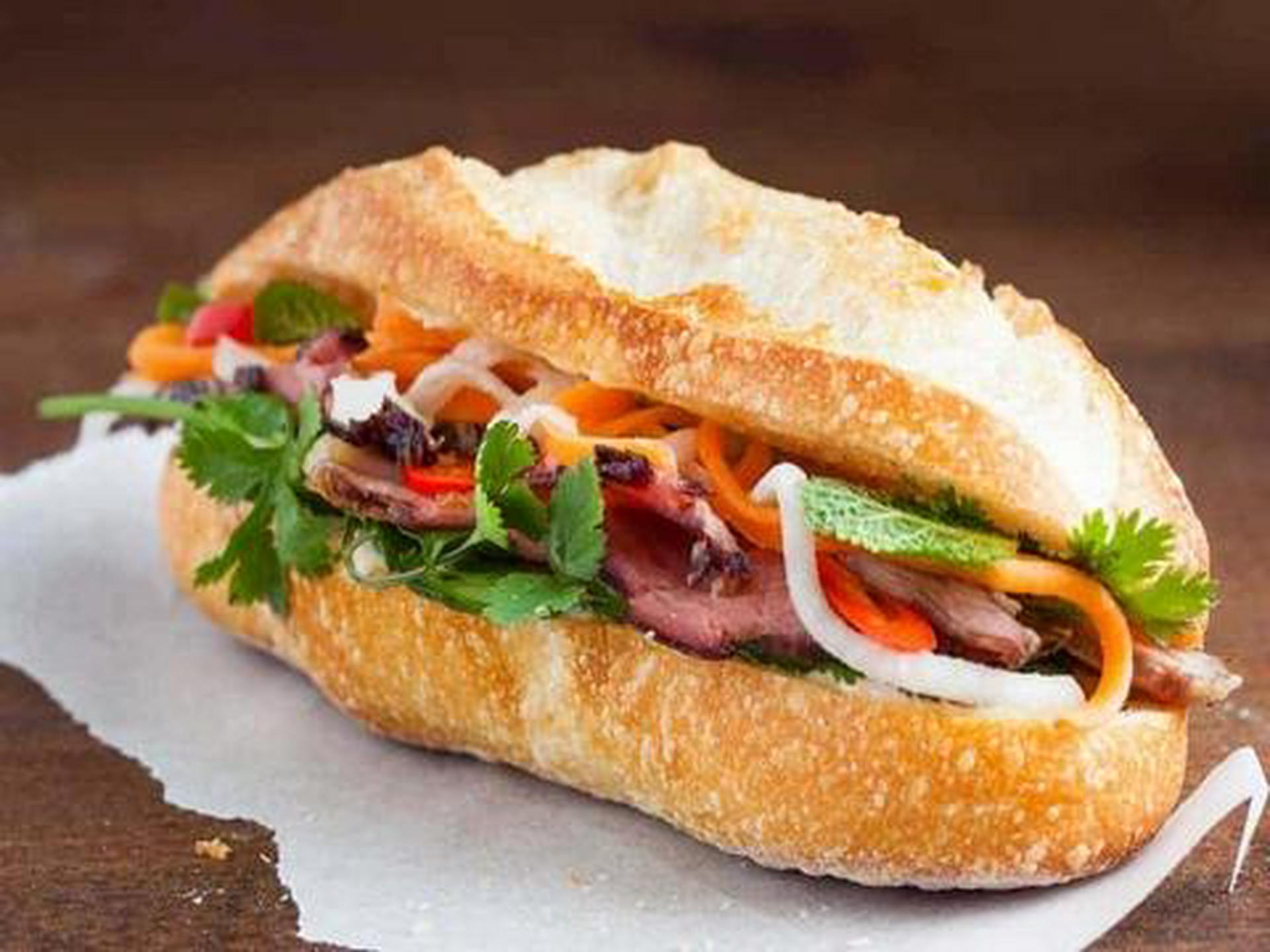 Hình ảnh Bánh Mì Patê Bóng Bì