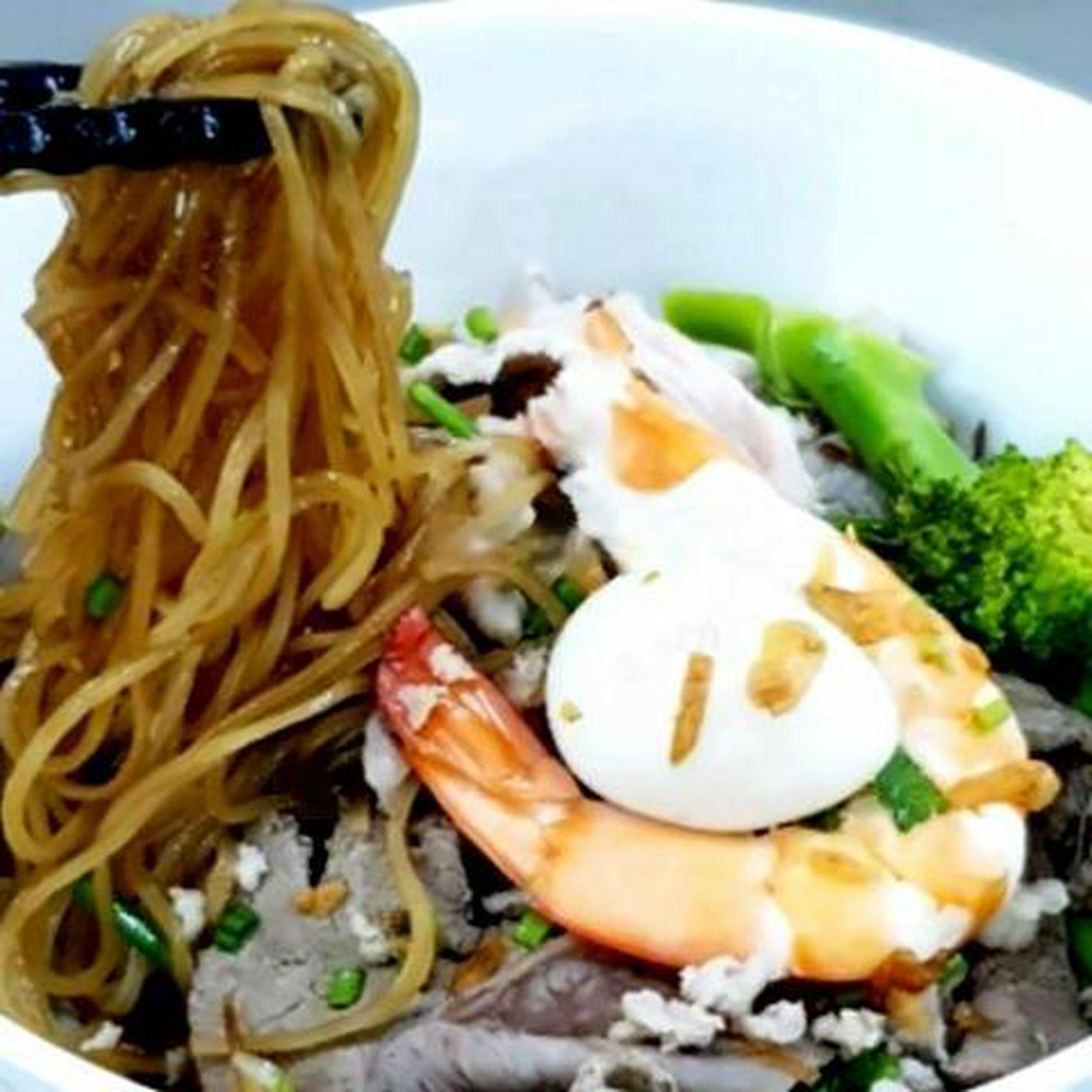 Hình ảnh Hủ tiếu nam vang khô