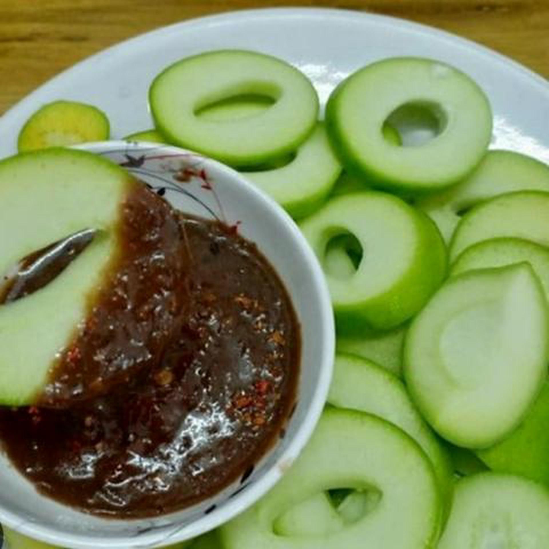 Hình ảnh Xoài non mắm ruốc (hộp 500gr)