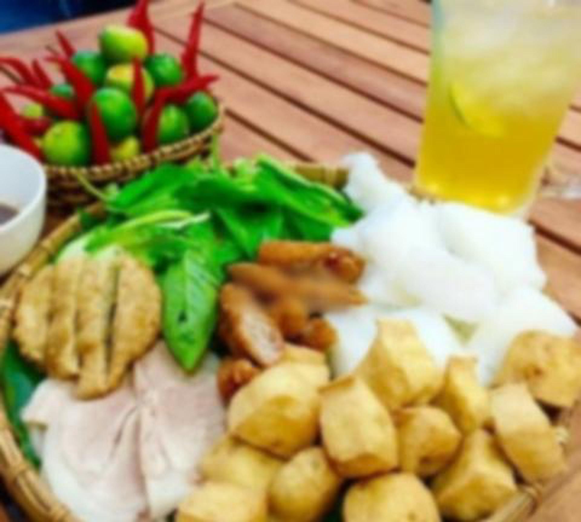 Hình ảnh Bún đậu thập cẩm