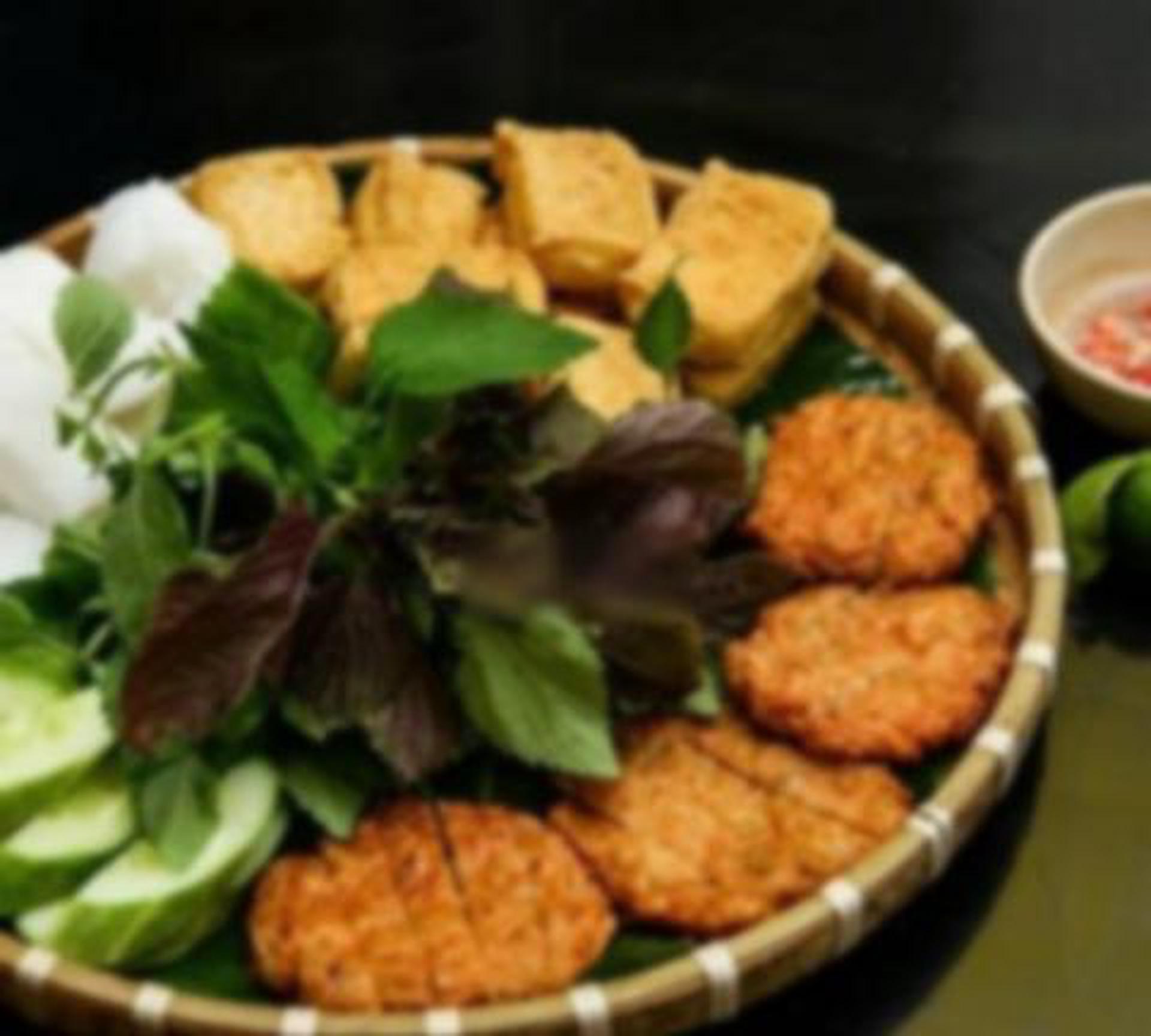 Hình ảnh Bún đậu chả cốm