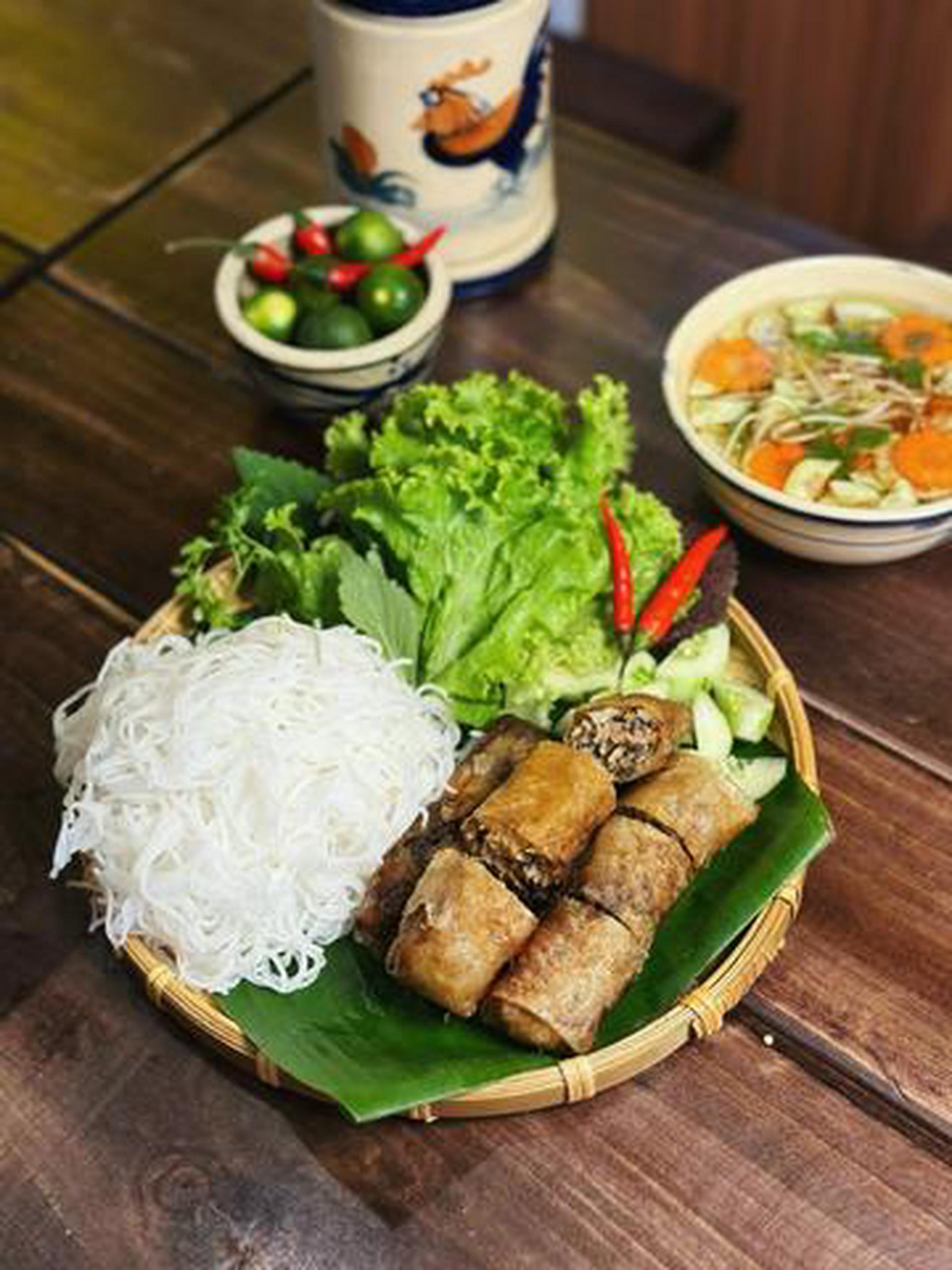 Hình ảnh Bún Nem Cua Bể