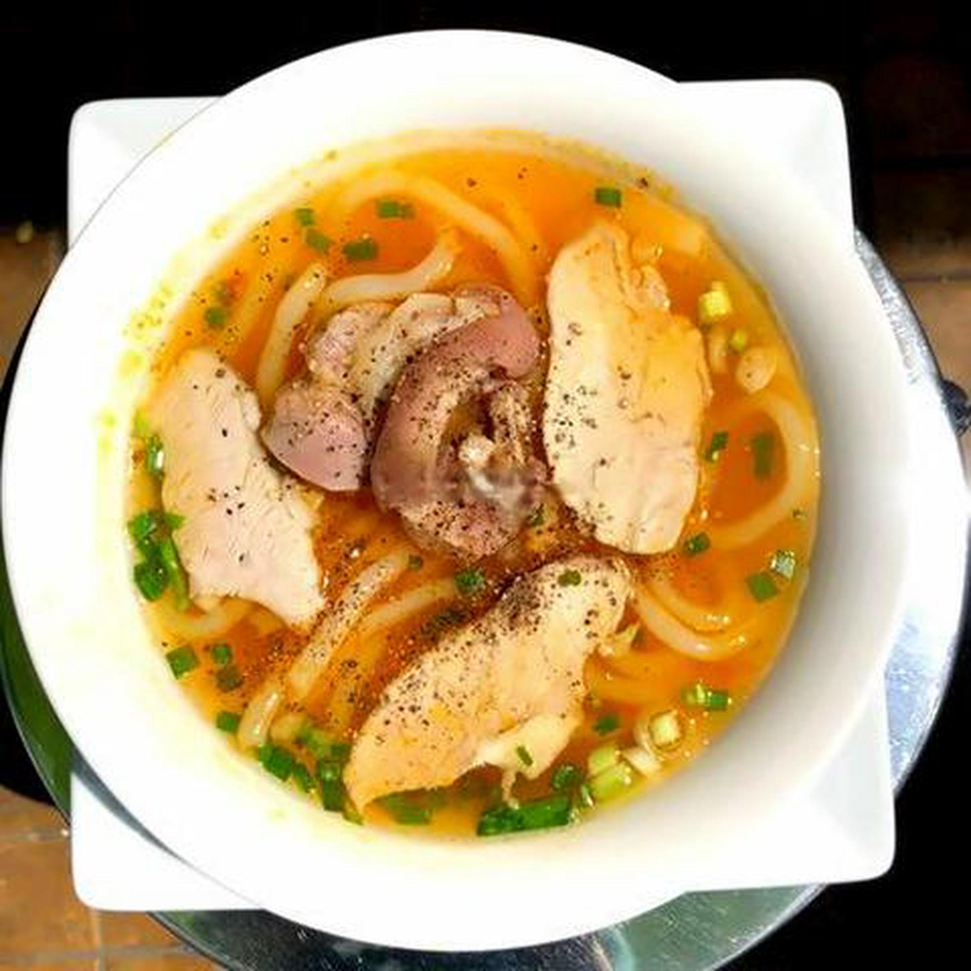 Hình ảnh Bánh canh giò heo