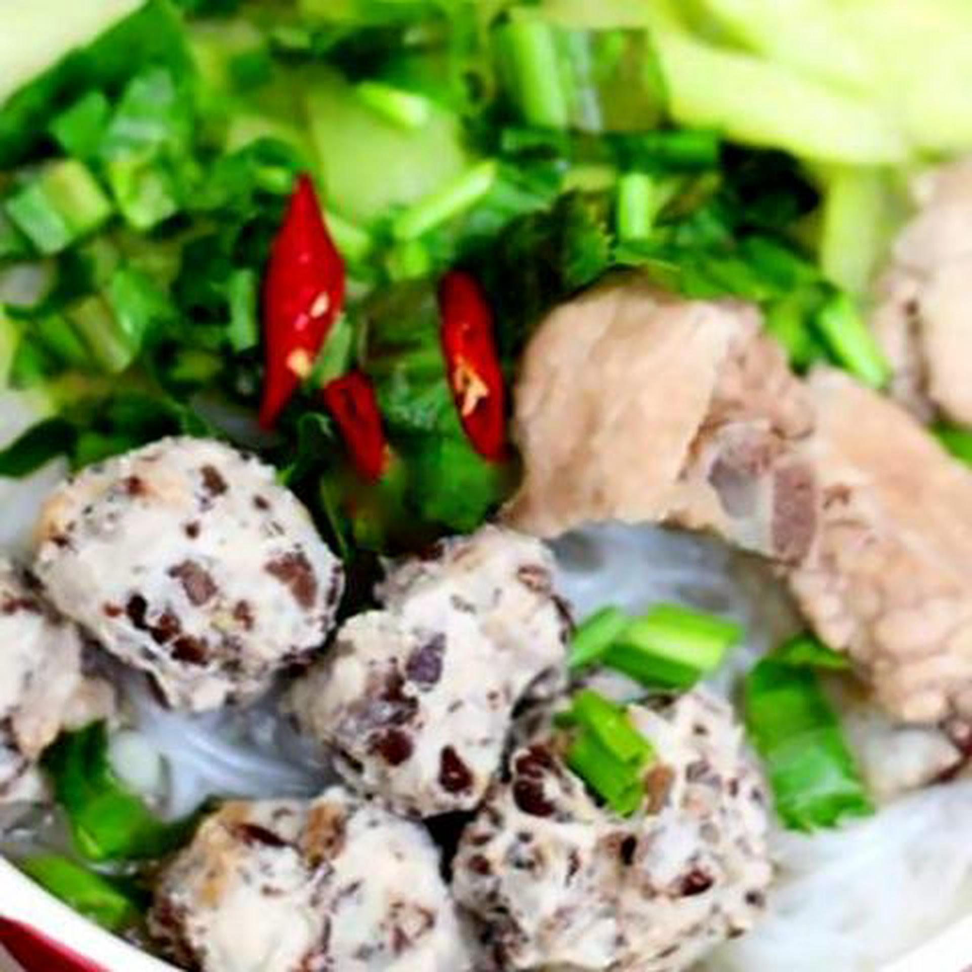 Hình ảnh Bún gạo tô phèo - bò viên