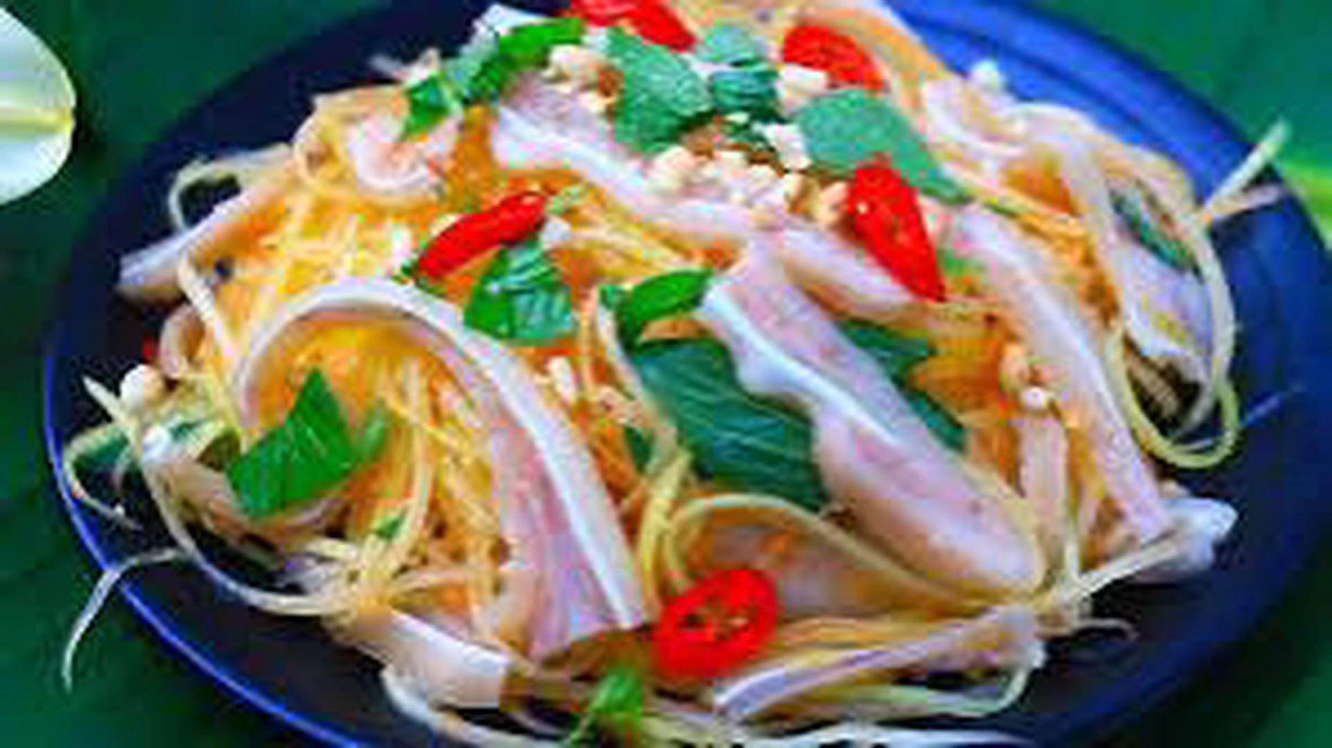 Hình ảnh Gỏi đu đủ lỗ tai heo