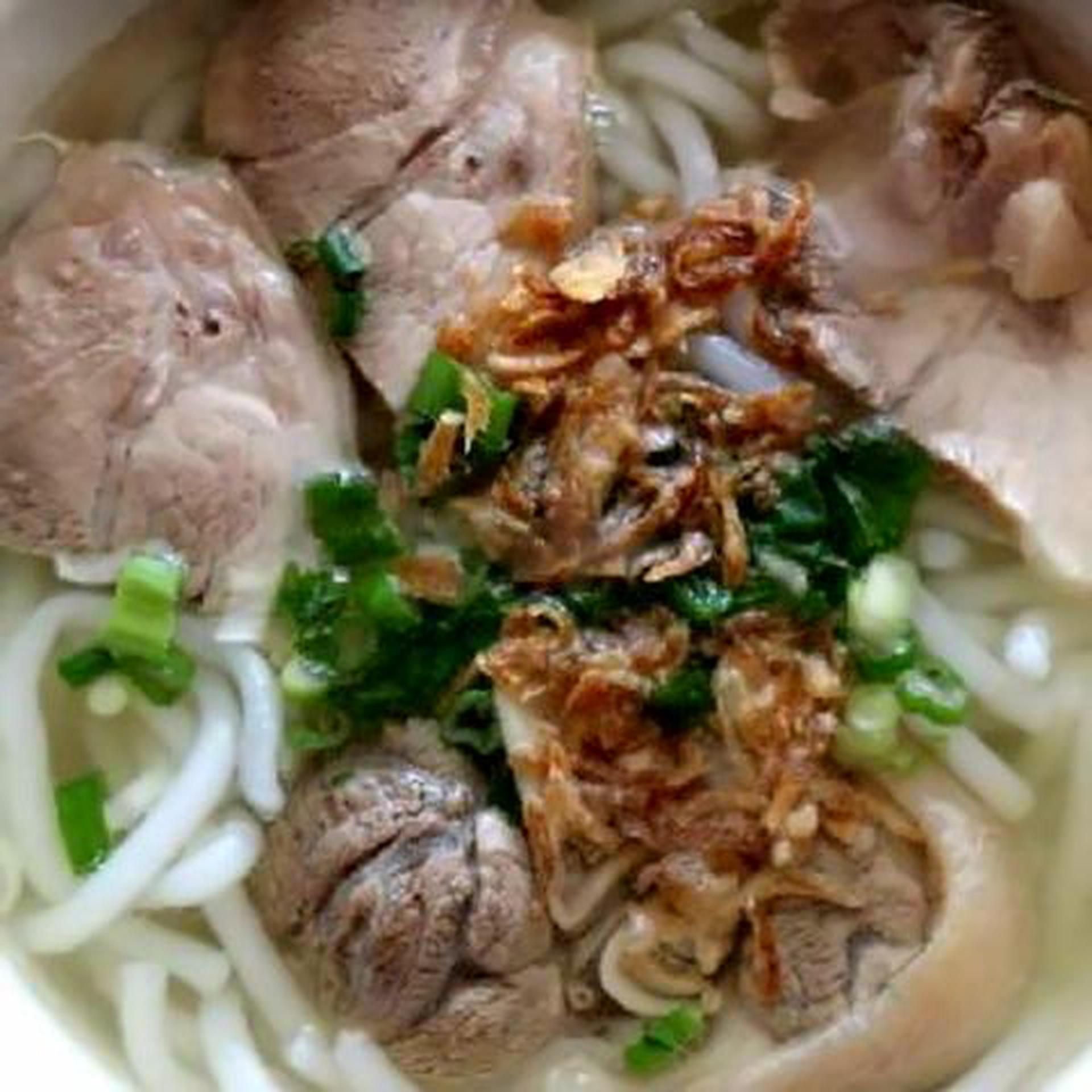 Hình ảnh Bánh canh tô phèo - bò viên