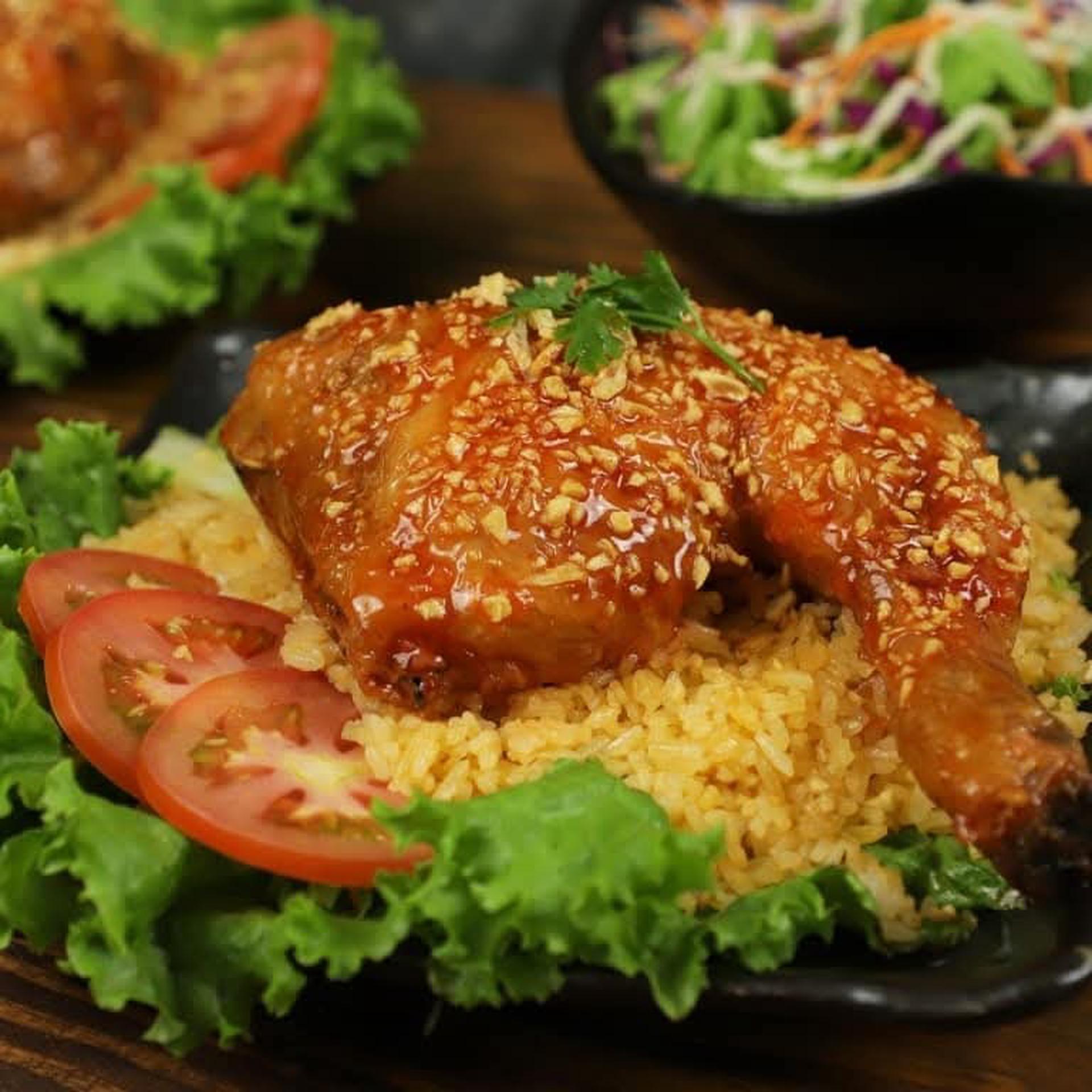 Hình ảnh MÌ TRỘN GÀ MẮM TỎI ( MÁ ĐÙI )
