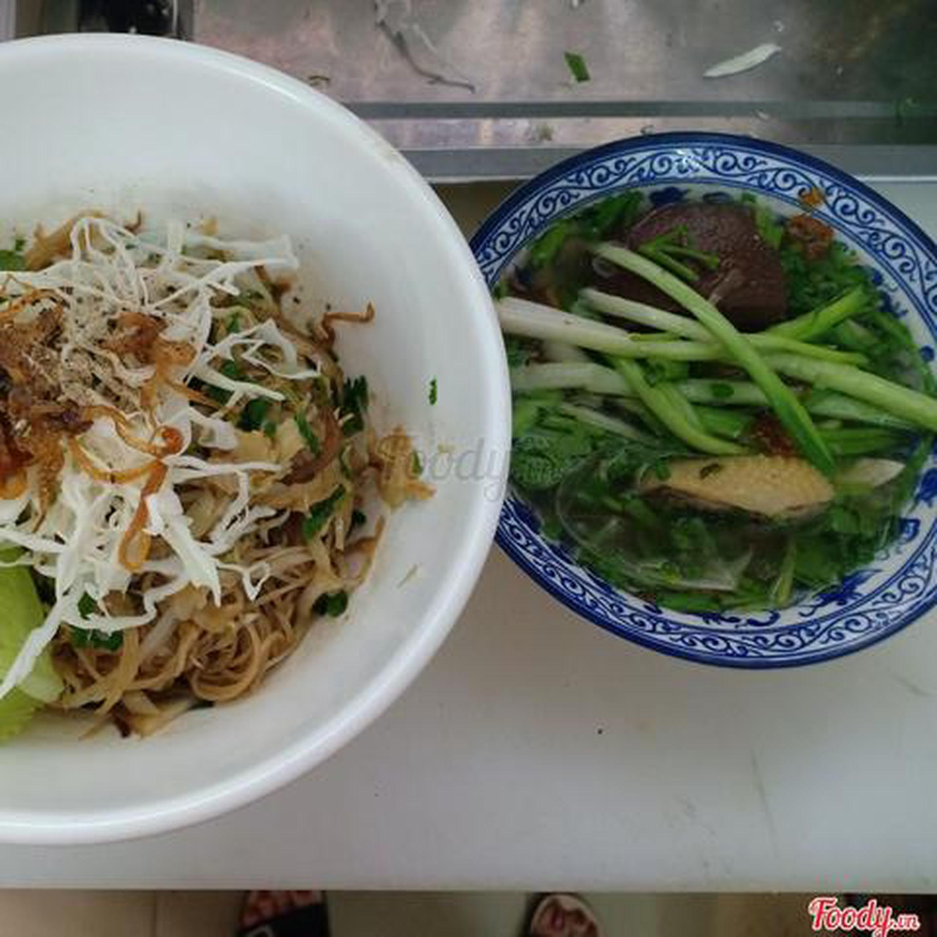 Hình ảnh Hủ tiếu khô gà ta