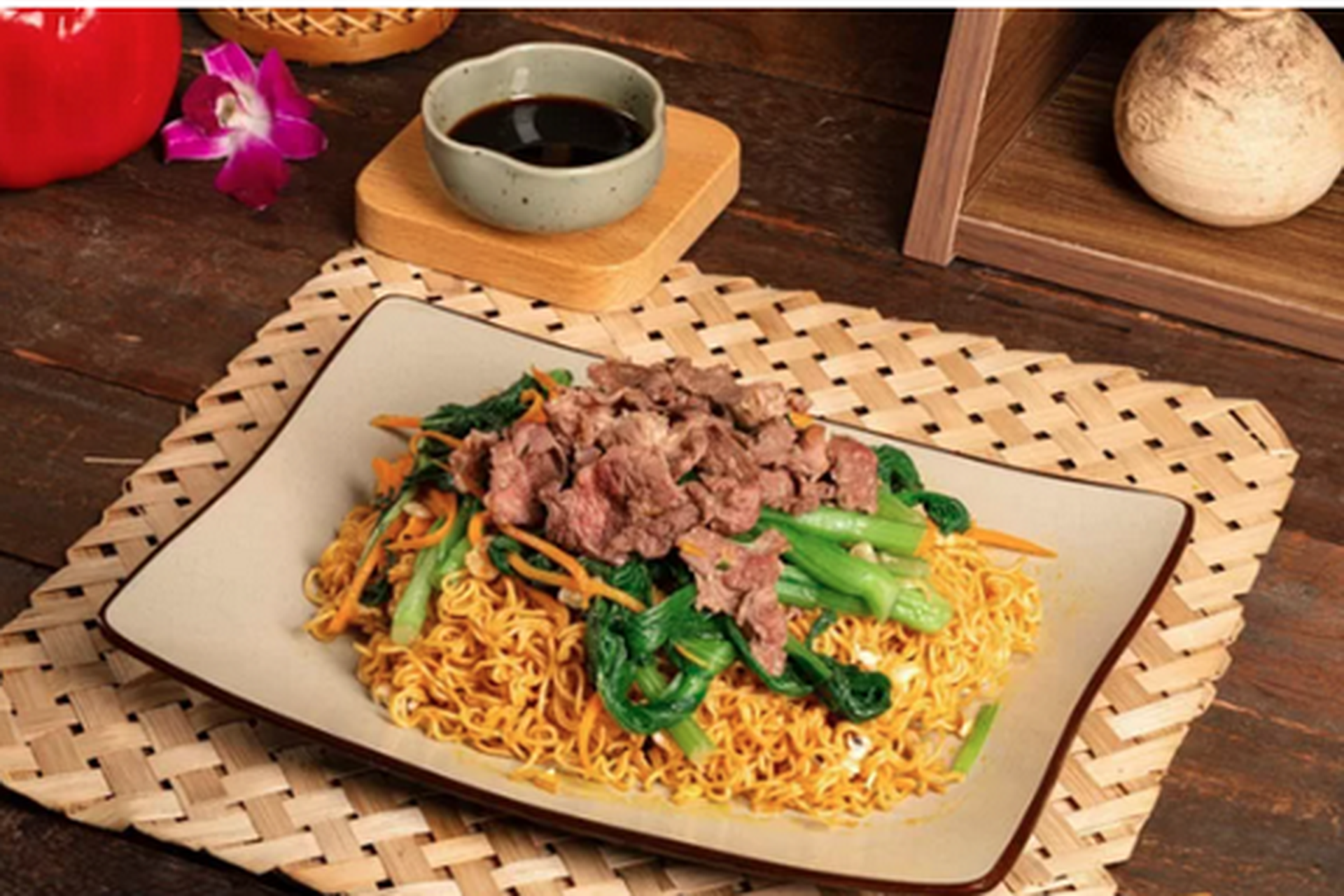 Hình ảnh Mì xào bò