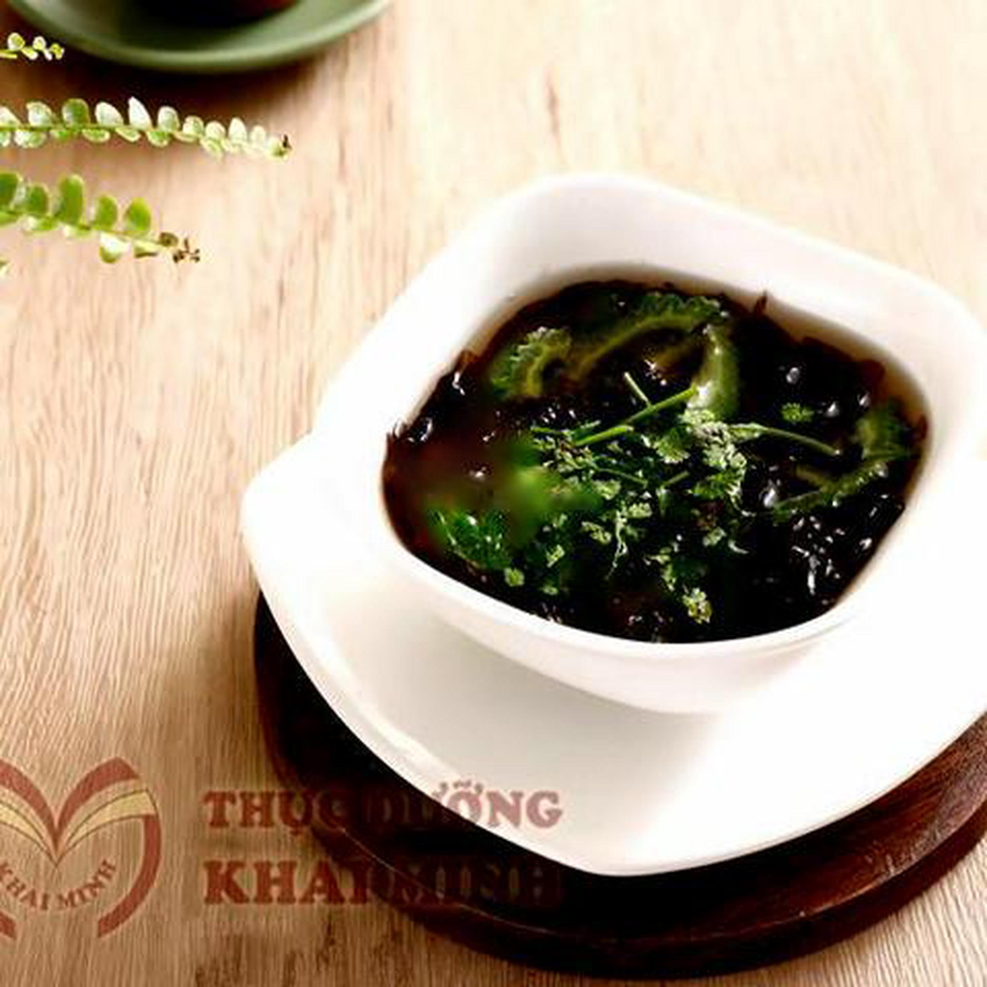 Hình ảnh Canh khổ qua rong biển