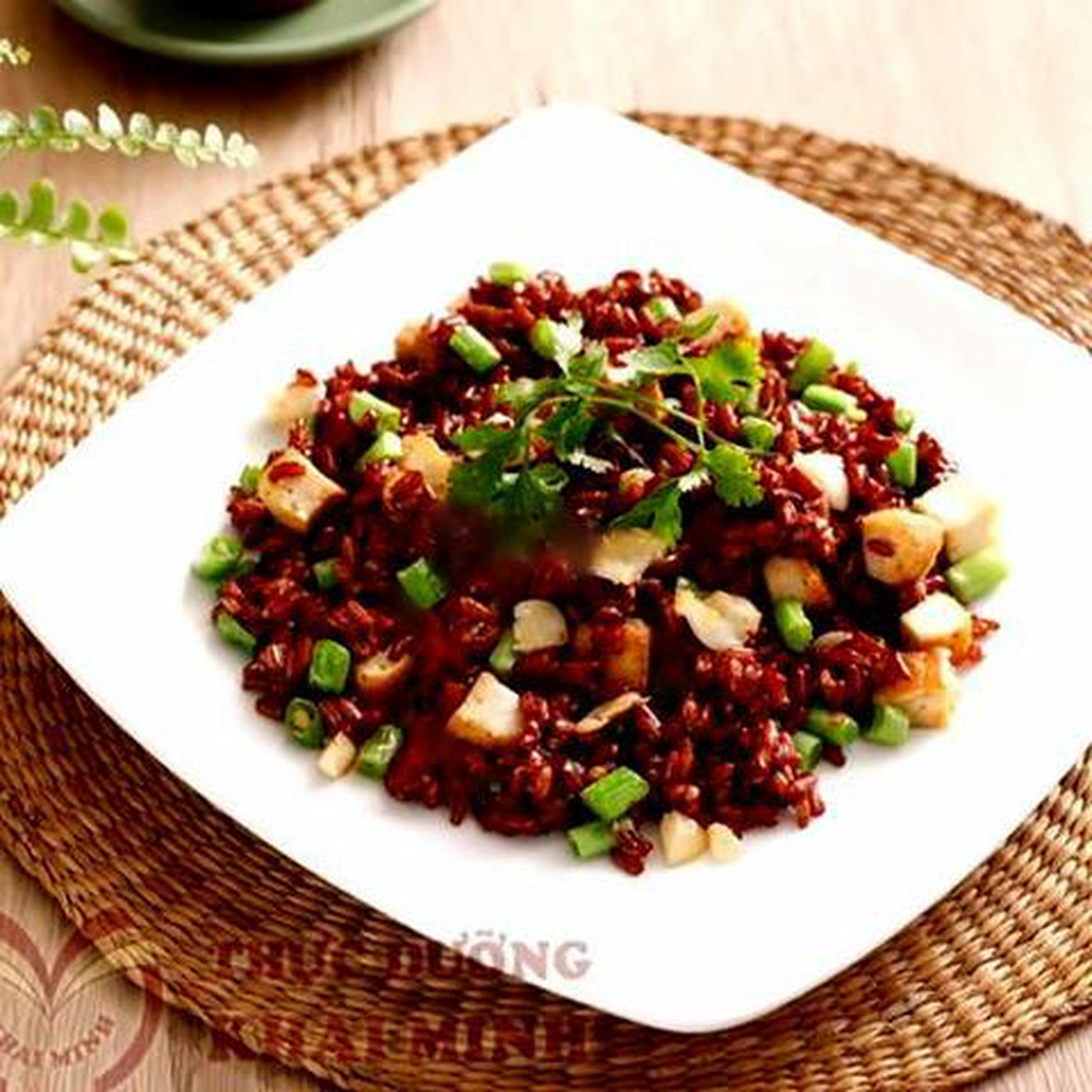 Hình ảnh Cơm chiên tỏi cô đơn