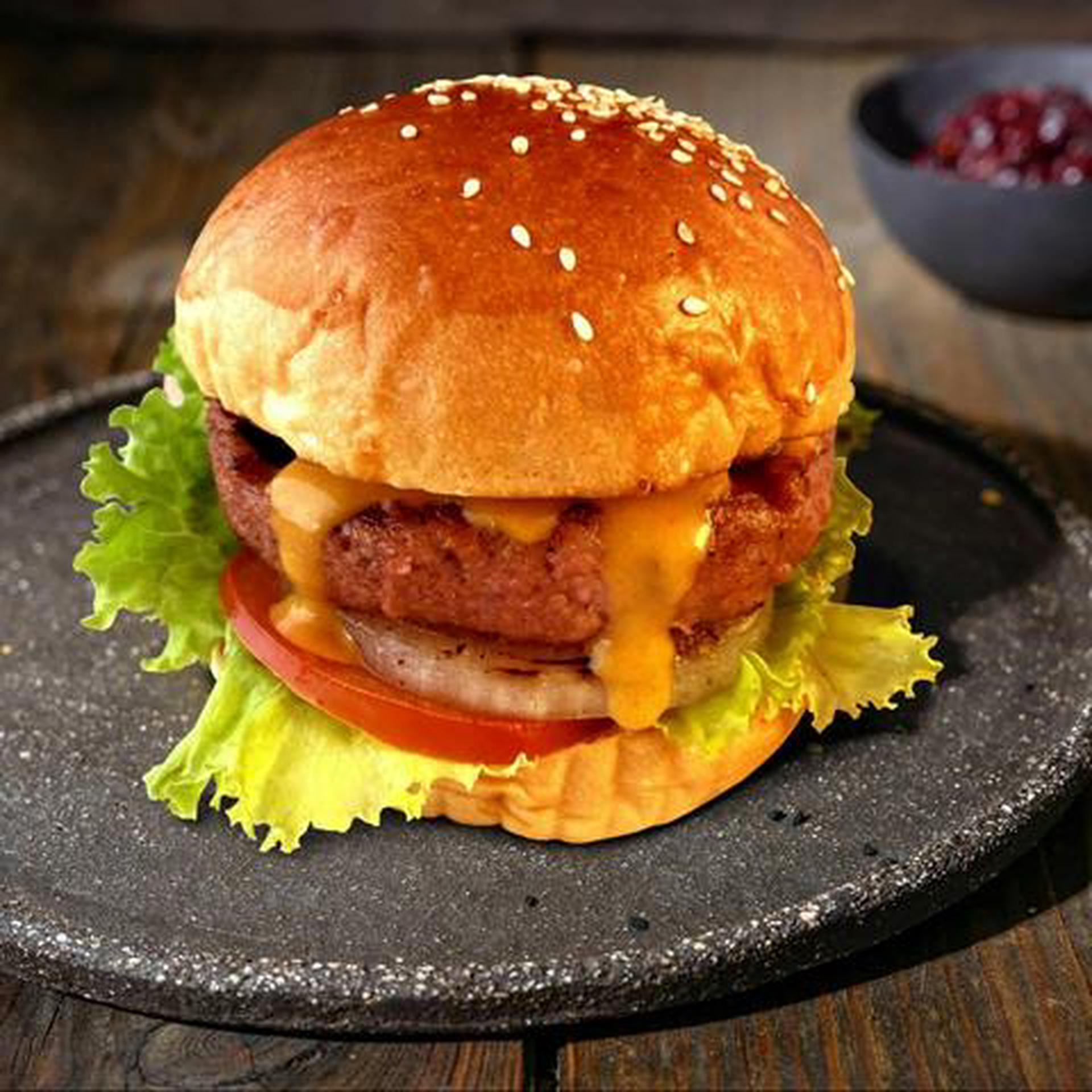 Hình ảnh Burger gà thuần chay - Vegan chick’un burger