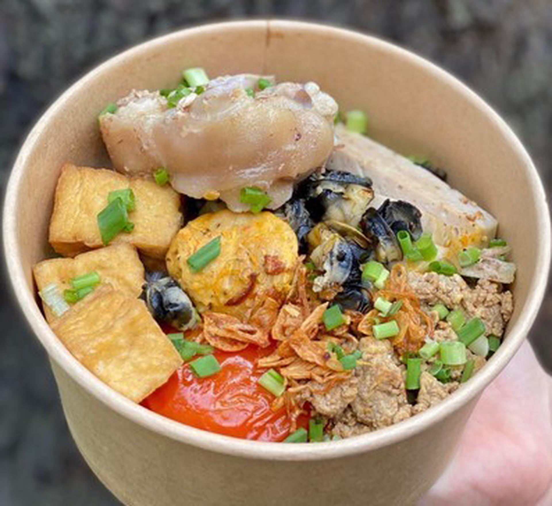Hình ảnh Bánh đa cua đặc biệt