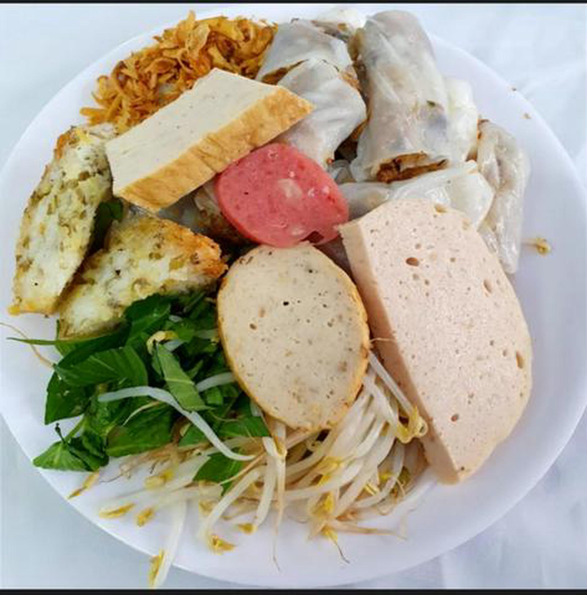 Hình ảnh Bánh Cuốn nóng