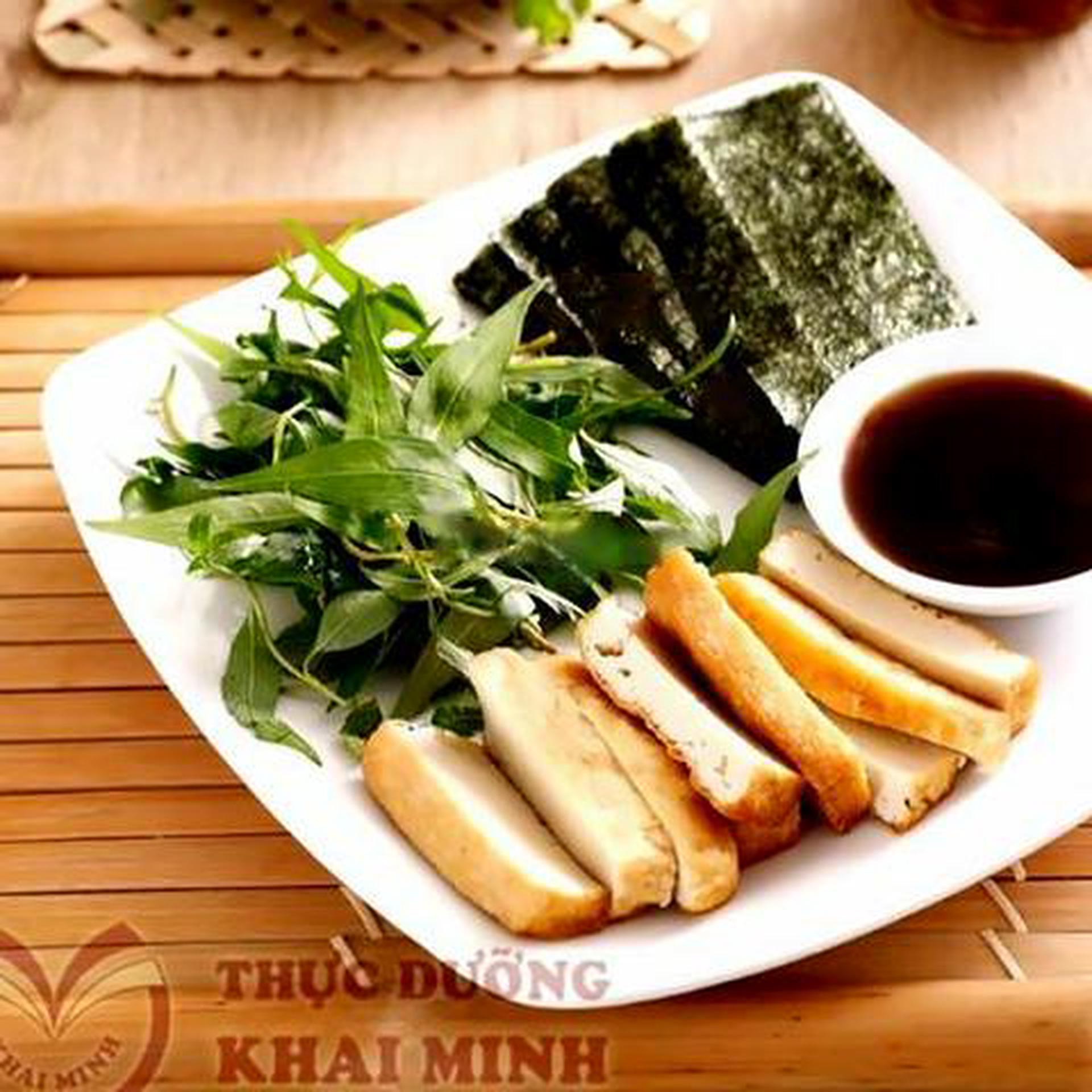 Hình ảnh Đậu hũ cuốn rau răm