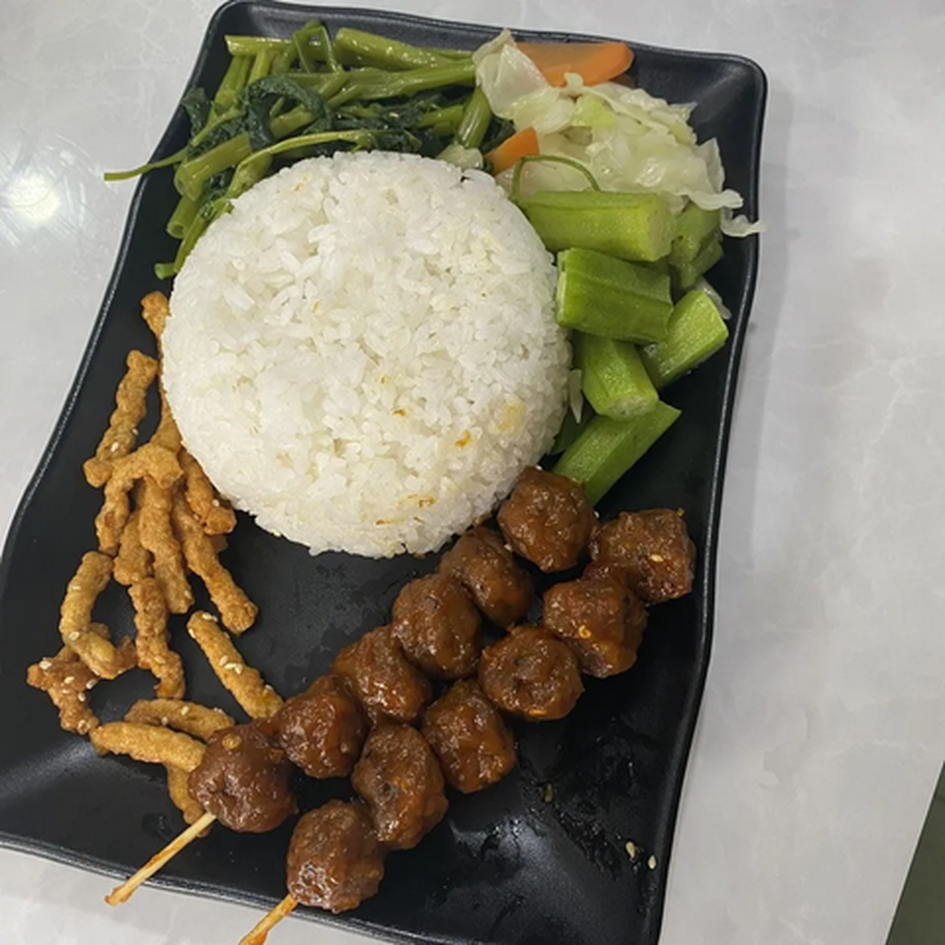 Hình ảnh Cơm bò viên chay