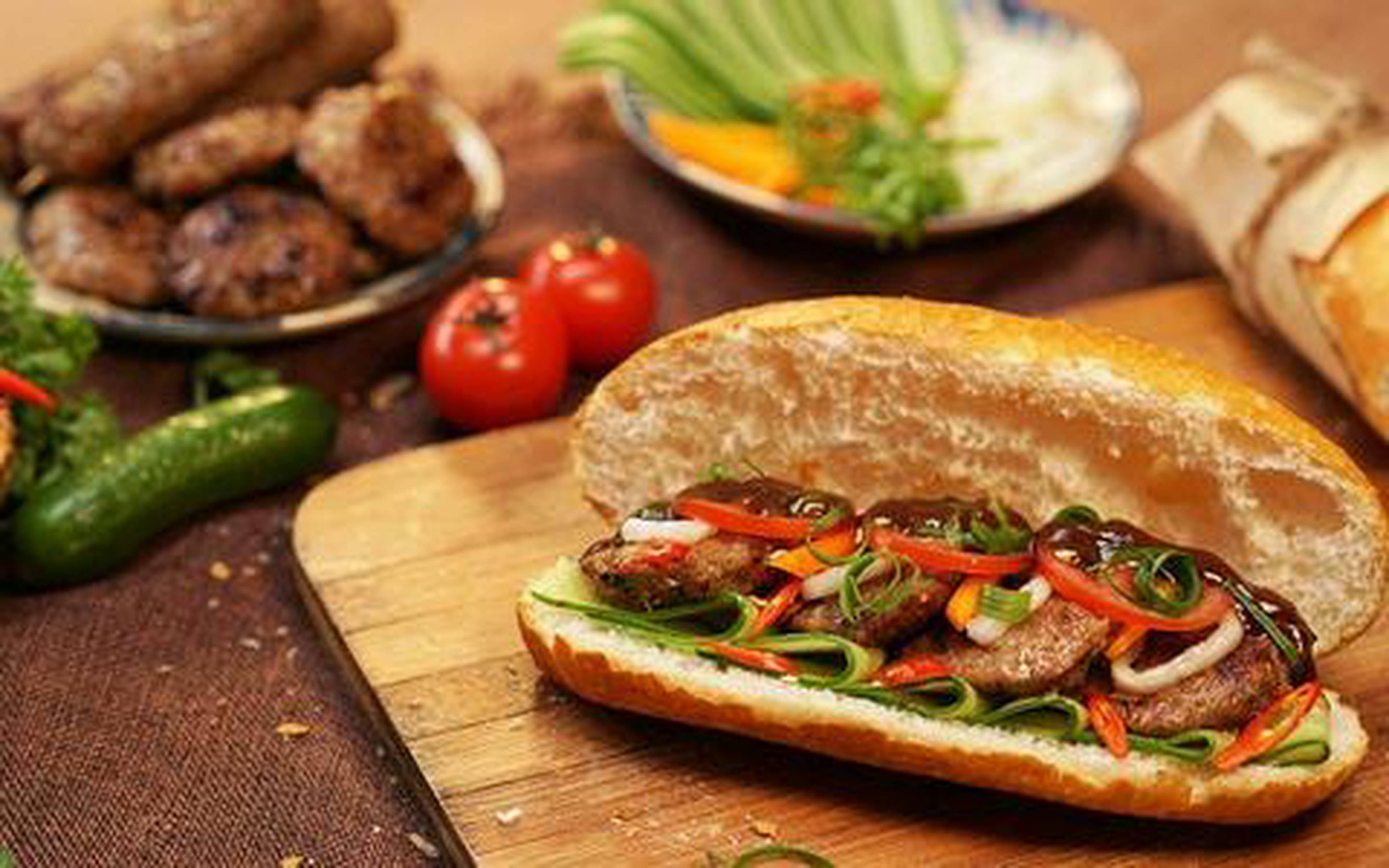Hình ảnh Bánh Mì Thịt Nướng - Nguyễn Trọng Tuyển 