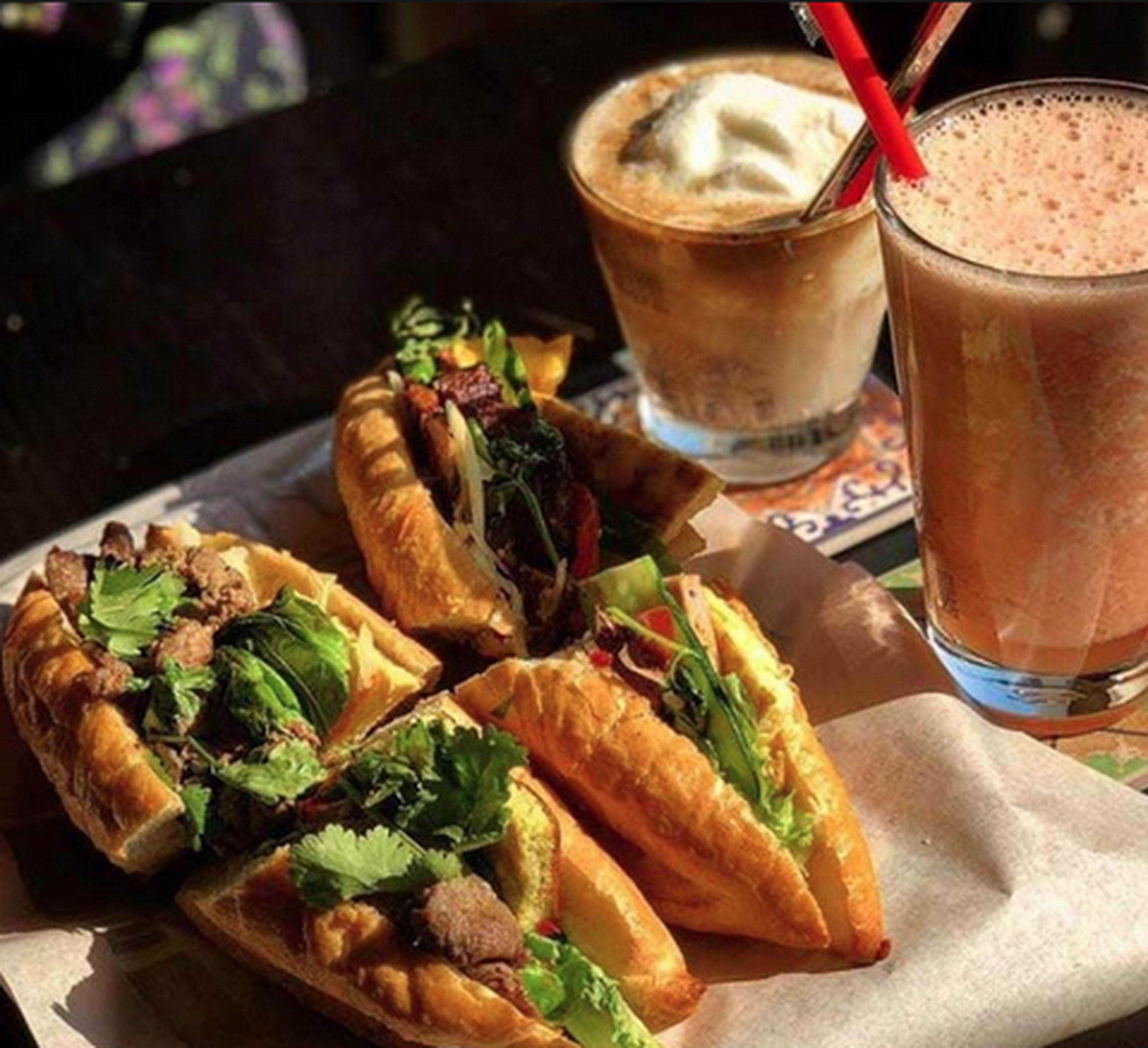 Hình ảnh Bánh Mì Má Hải - Queen Coffee & Drinks - Tô Hiến Thành