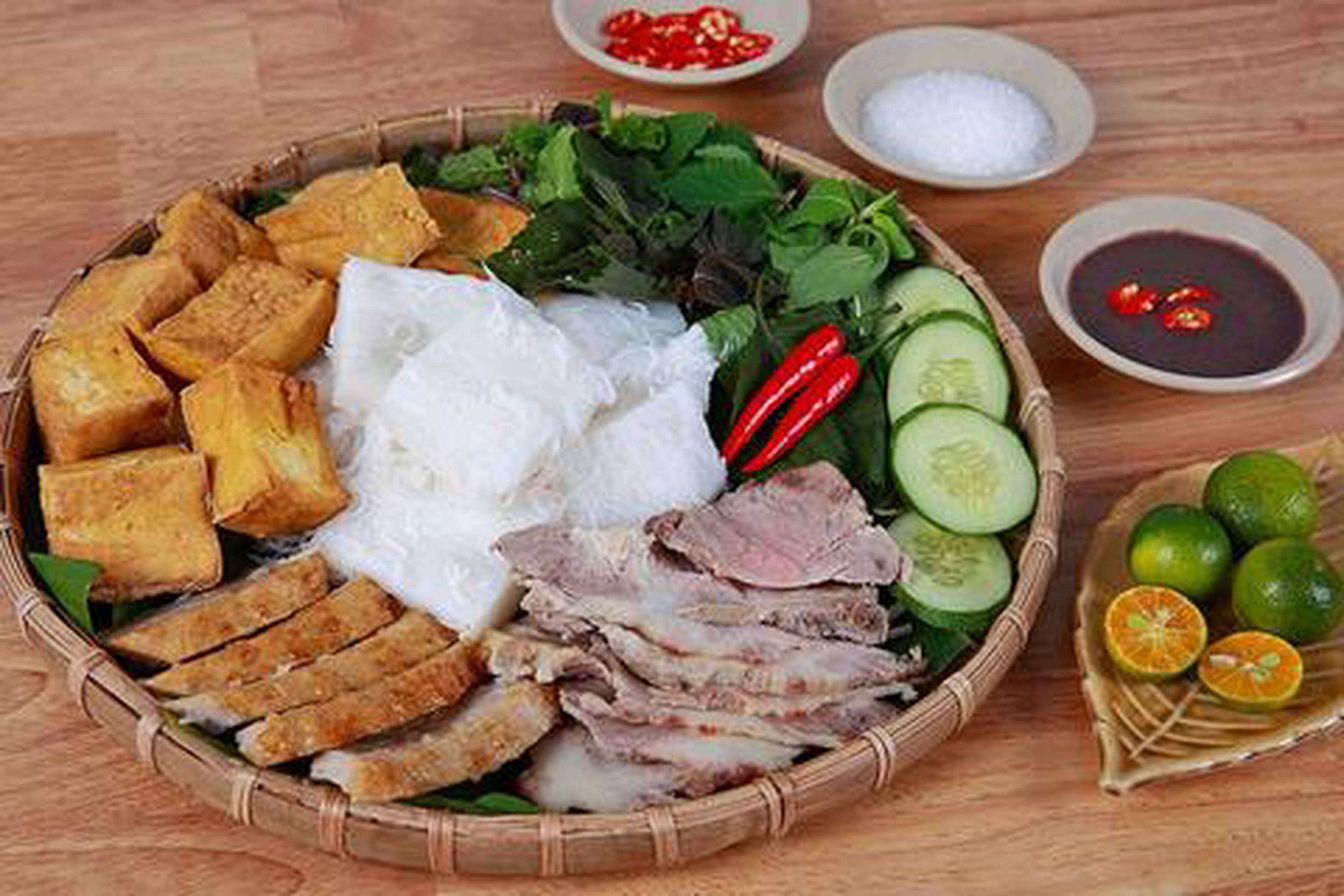 Hình ảnh Lucky Hoàng Yến - Bún Đậu Mắm Tôm - Trần Hưng Đạo