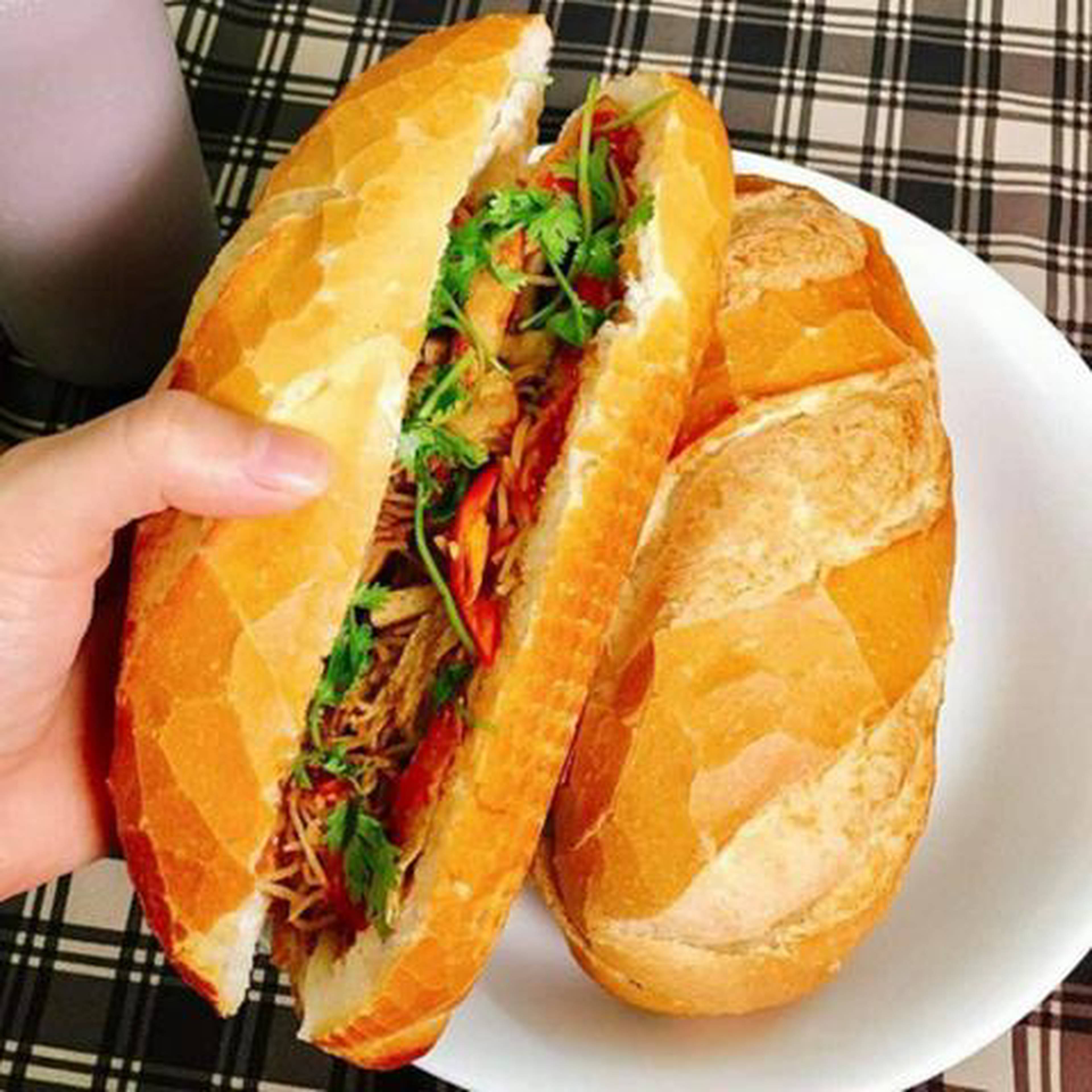 Hình ảnh Bánh Mì Bì - Ổ Dài & Ổ Cóc - Chung Cư Ấn Quang