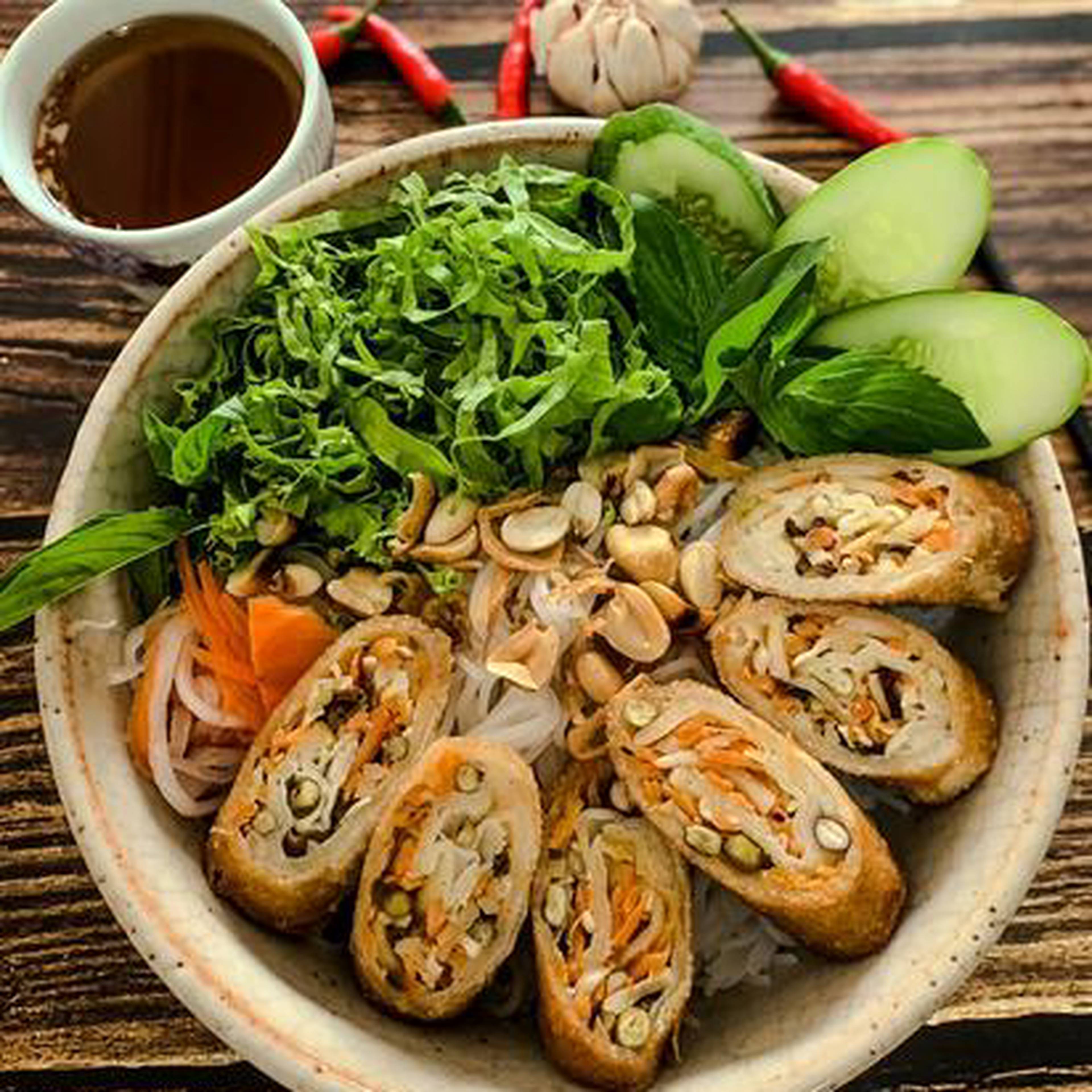 Hình ảnh Nhàn Vegan - Bếp Thuần Chay - Nguyễn Gia Trí