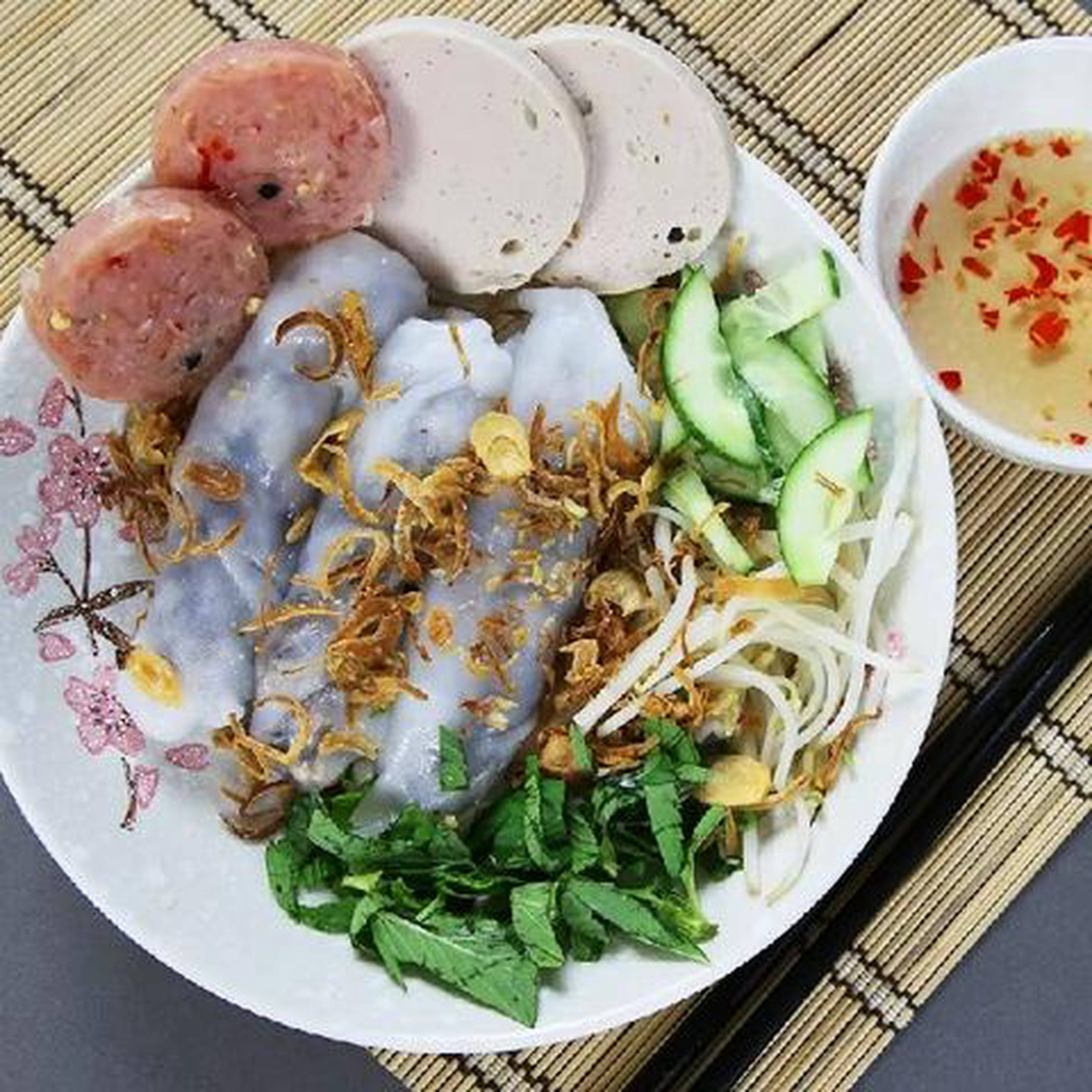 Hình ảnh Bánh Cuốn Thành Công - Lê Văn Lương