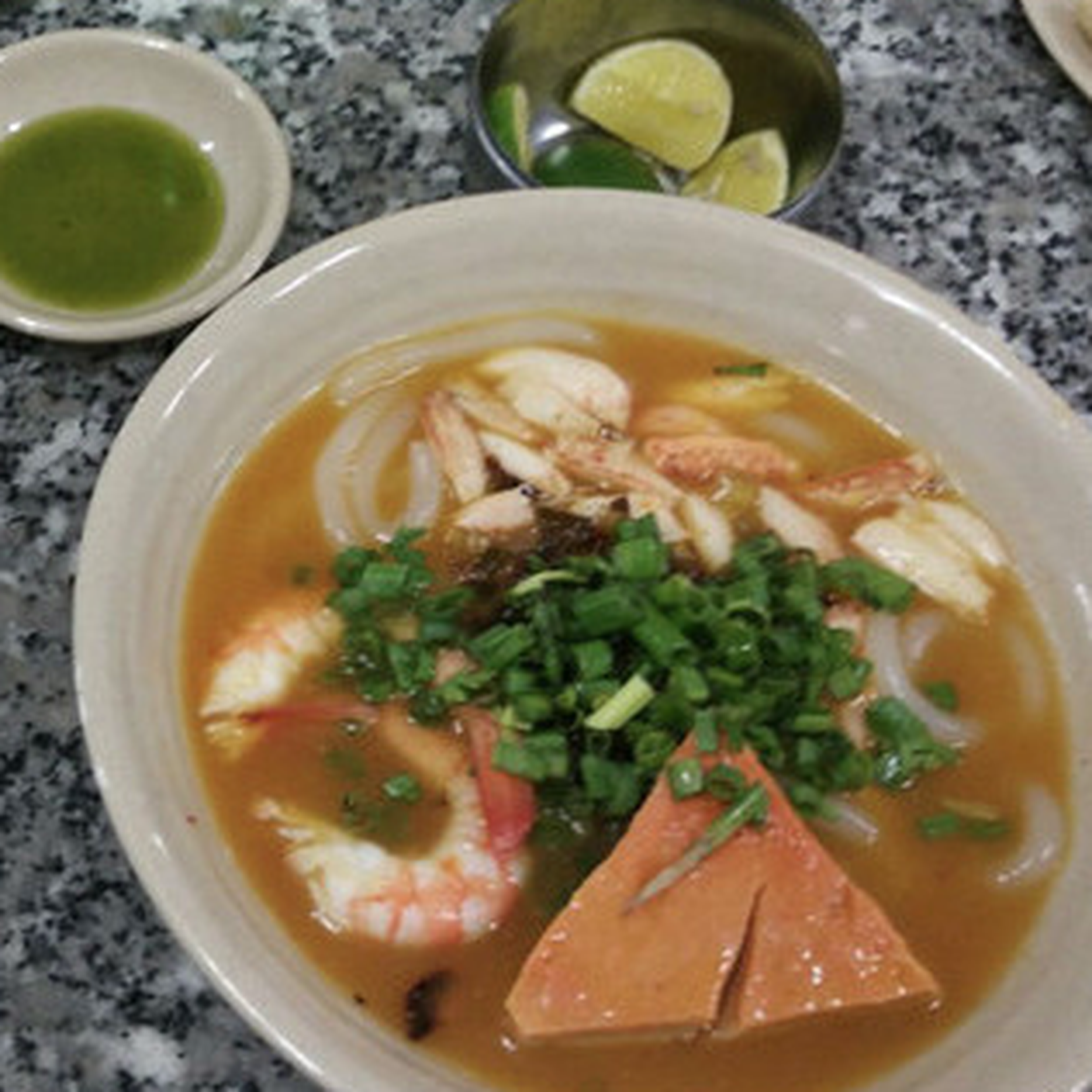Hình ảnh Anh Vũ - Bánh Canh Cua - Calmette