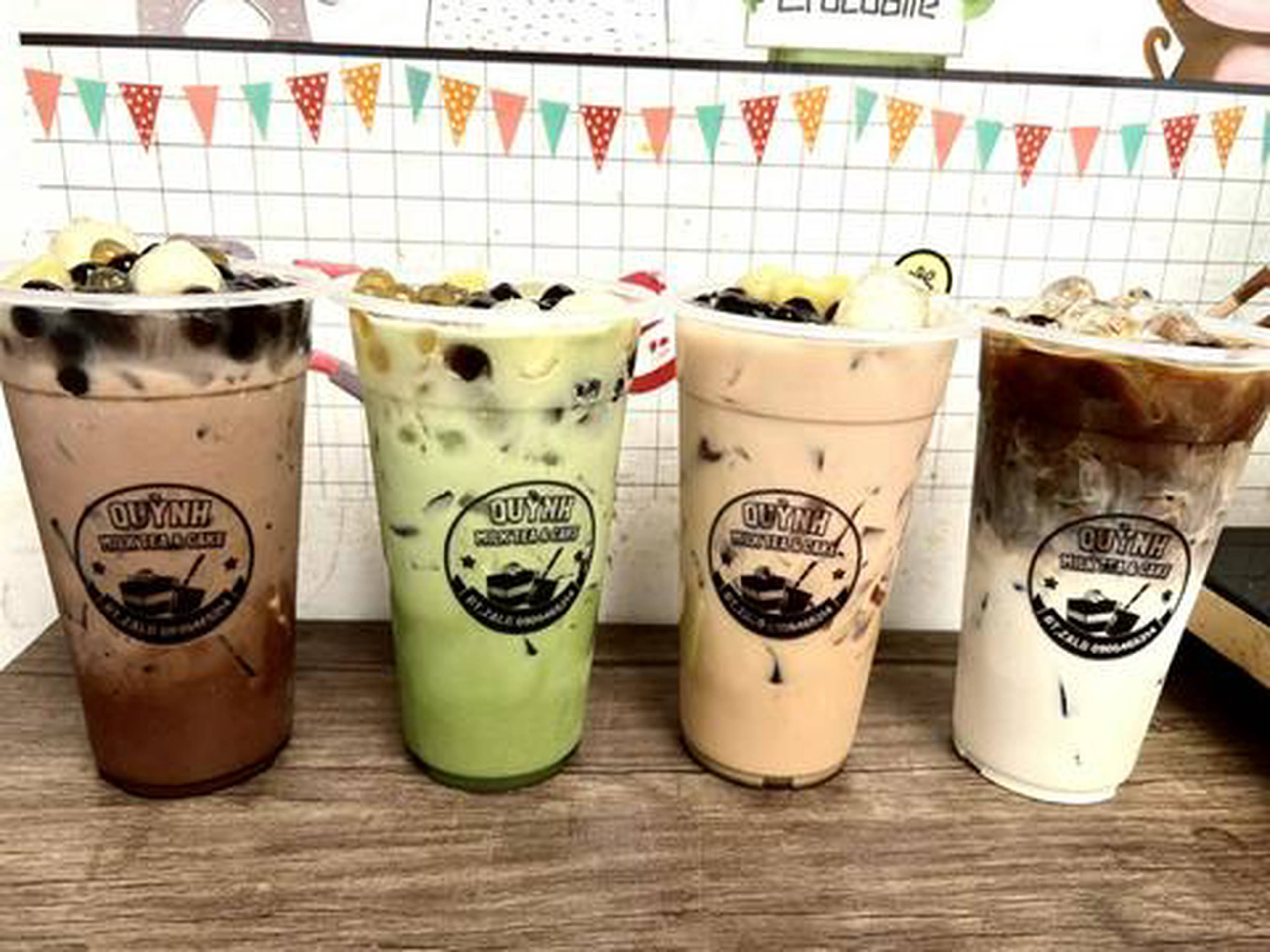 Hình ảnh Quỳnh Trà Sữa - Bánh Bông Lan Trứng Muối - Nguyễn Cảnh Chân