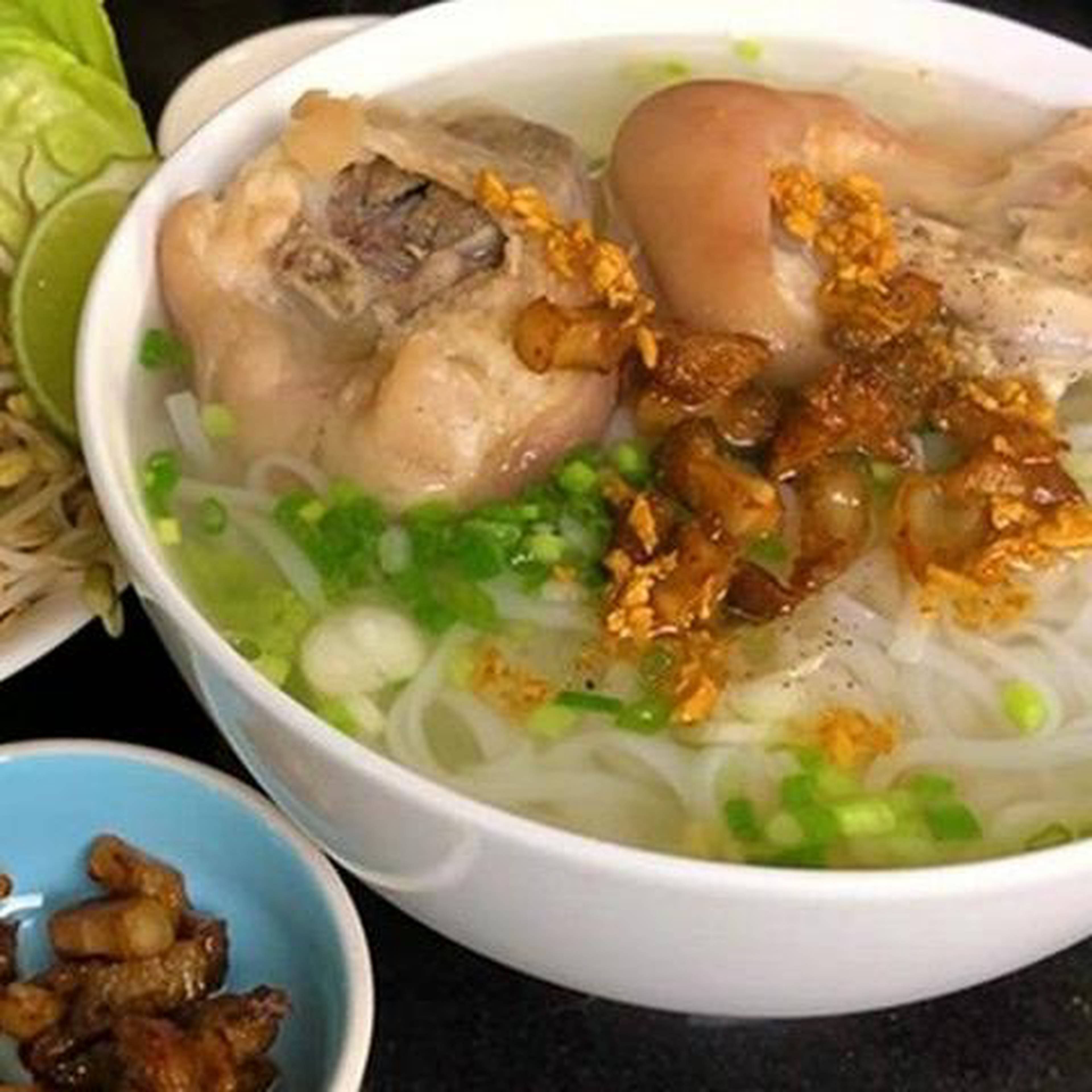 Hình ảnh Mẹ Thịnh - Bánh Canh & Hủ Tiếu - Bùi Minh Trực