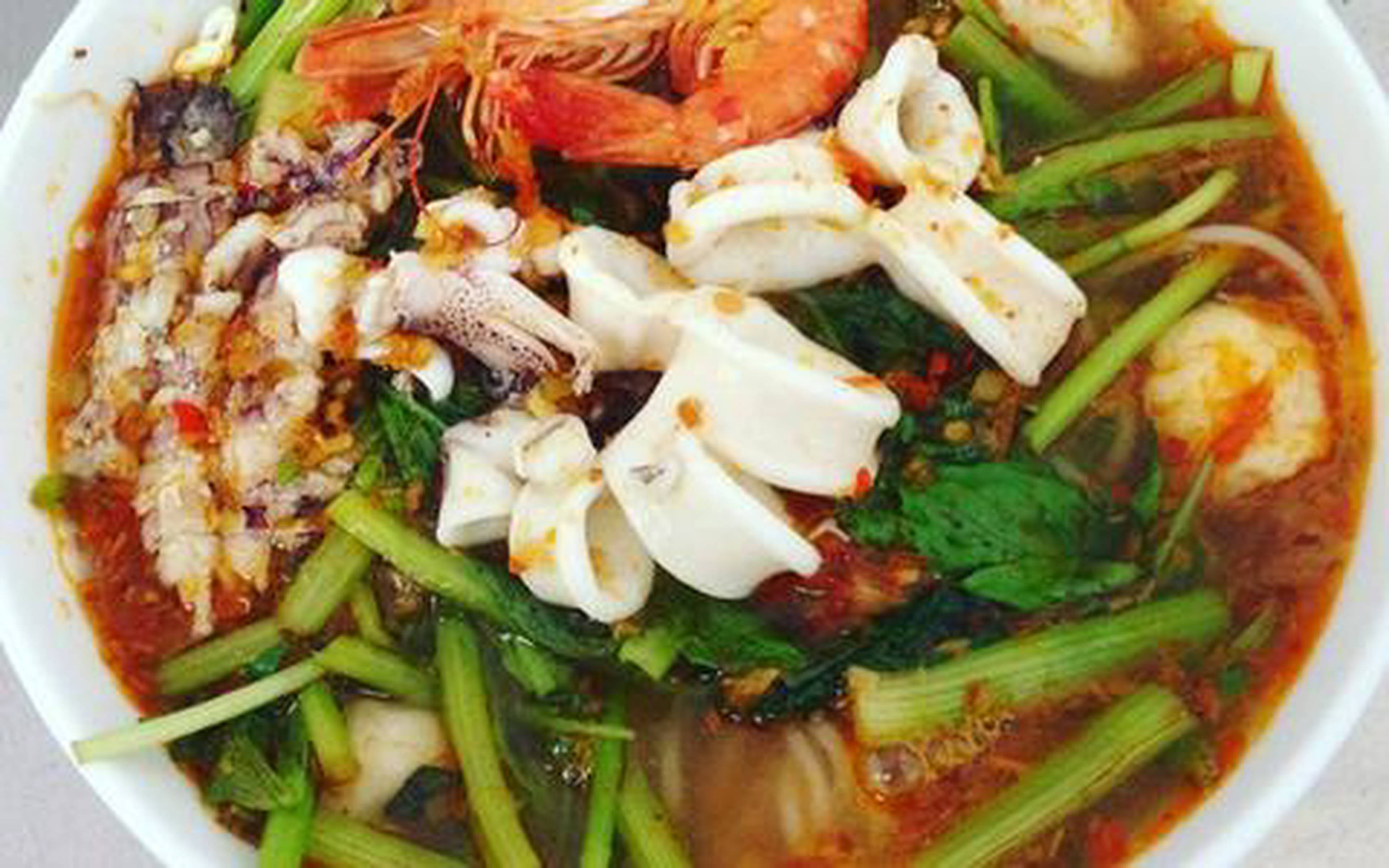 Hình ảnh Gỏi Cuốn Và Bánh Mì Hấp 85 - Âu Dương Lân