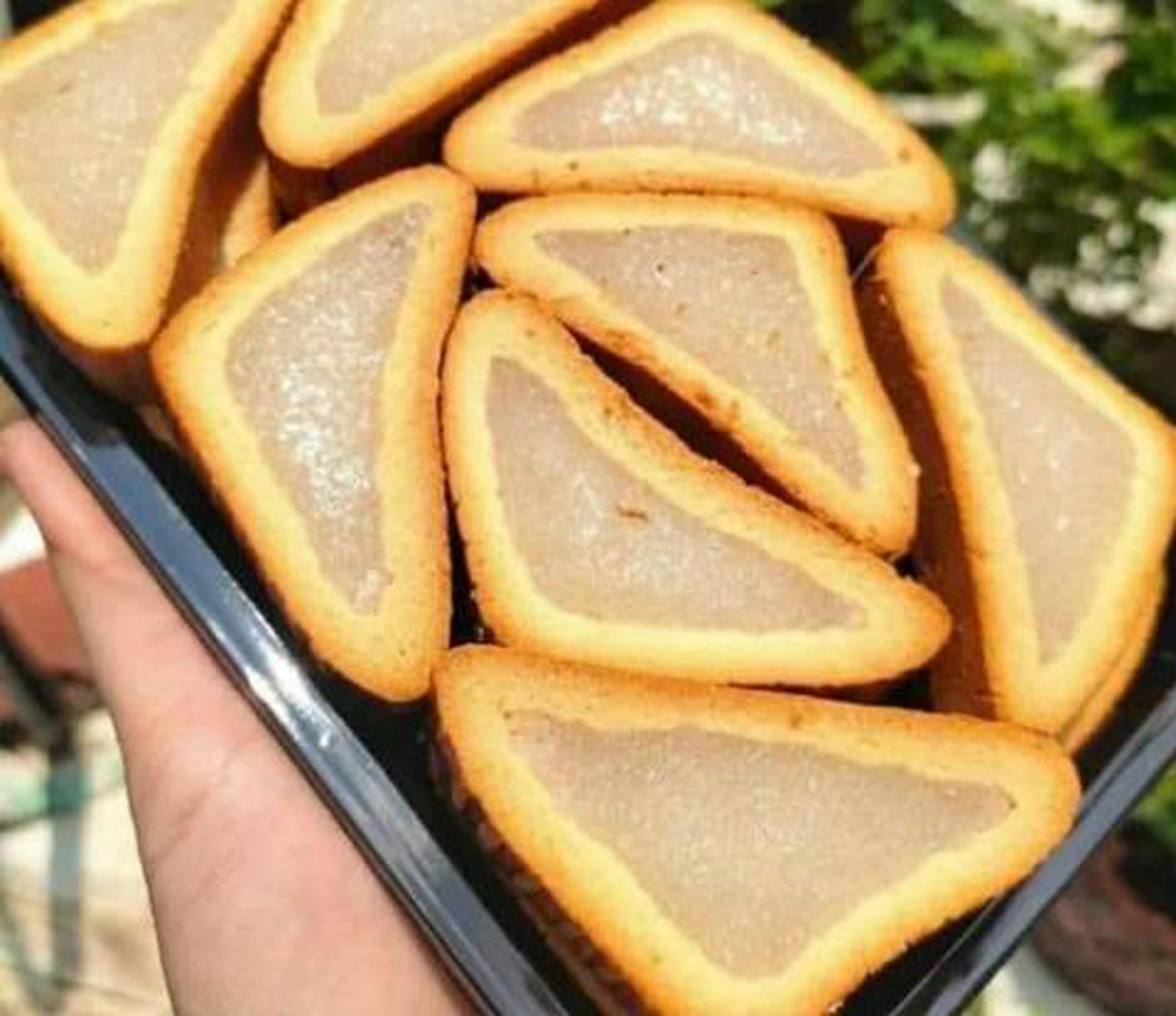 Hình ảnh 1 Sét 6 Cái Bánh Lam Dừa Siêu Ngon 