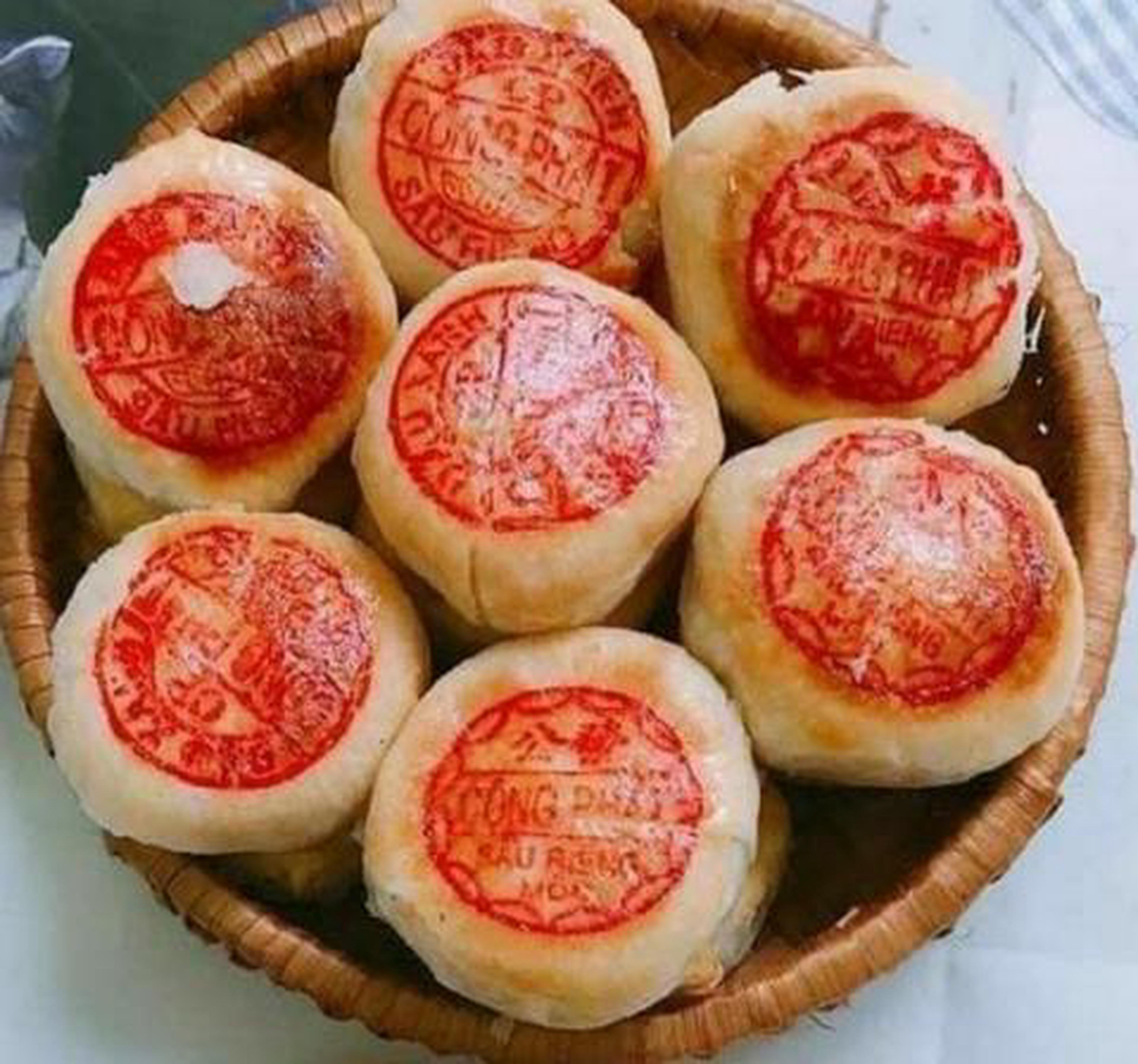 Hình ảnh Hộp 10 Cái Bánh Pía Mini Siêu Ngon 