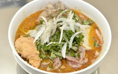 Hình ảnh Bún bò Hương Thanh - Trà sữa Colour Milk Tea - Xóm Chiếu