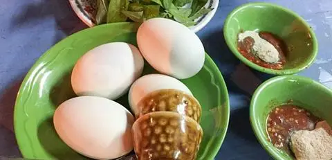 Hình ảnh Phương Phương - Hột Vịt Lộn - Vạn Kiếp