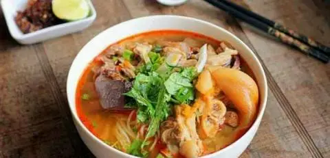 Hình ảnh Hương - Bún Bò & Bún Riêu