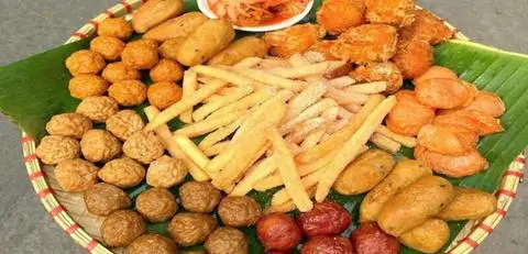 Hình ảnh Ăn Vặt Hàng Xanh - Mì Trộn Indomie & Cá Viên Chiên - Xô Viết Nghệ Tĩnh