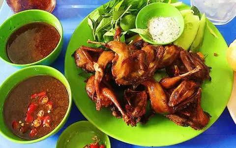 Hình ảnh Chị Mai - Cút Chiên Bơ & Vú Heo Nướng - Hậu Giang