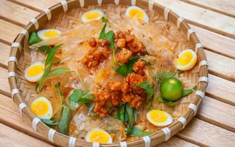 Hình ảnh Bánh Tráng Trộn Xóm Nhà Lá
