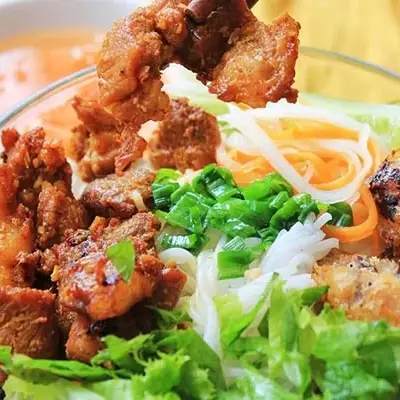 Hình ảnh Bún Thịt Nướng Nga - Trần Quang Khải