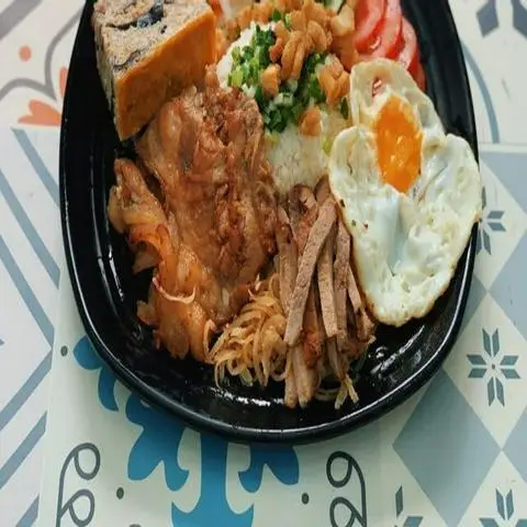 Hình ảnh Cơm Tấm Hoa Giấy