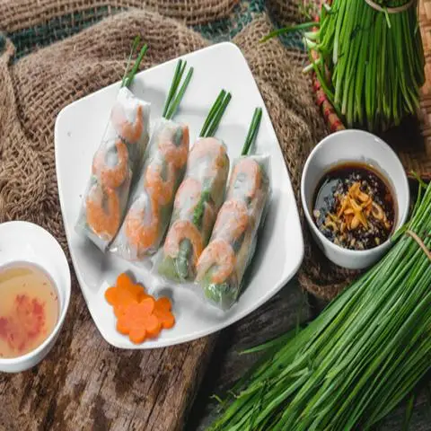 Hình ảnh Gỏi Cuốn Hoa Huyền