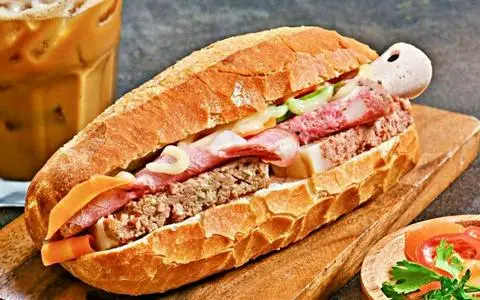 Hình ảnh Bánh Mì Nghé - Trà Chanh & Trà Sữa & Cafe