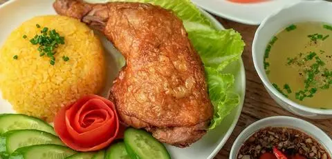 Hình ảnh Cơm Gà Xối Mỡ Thảo Nguyên - Nguyễn Văn Khối